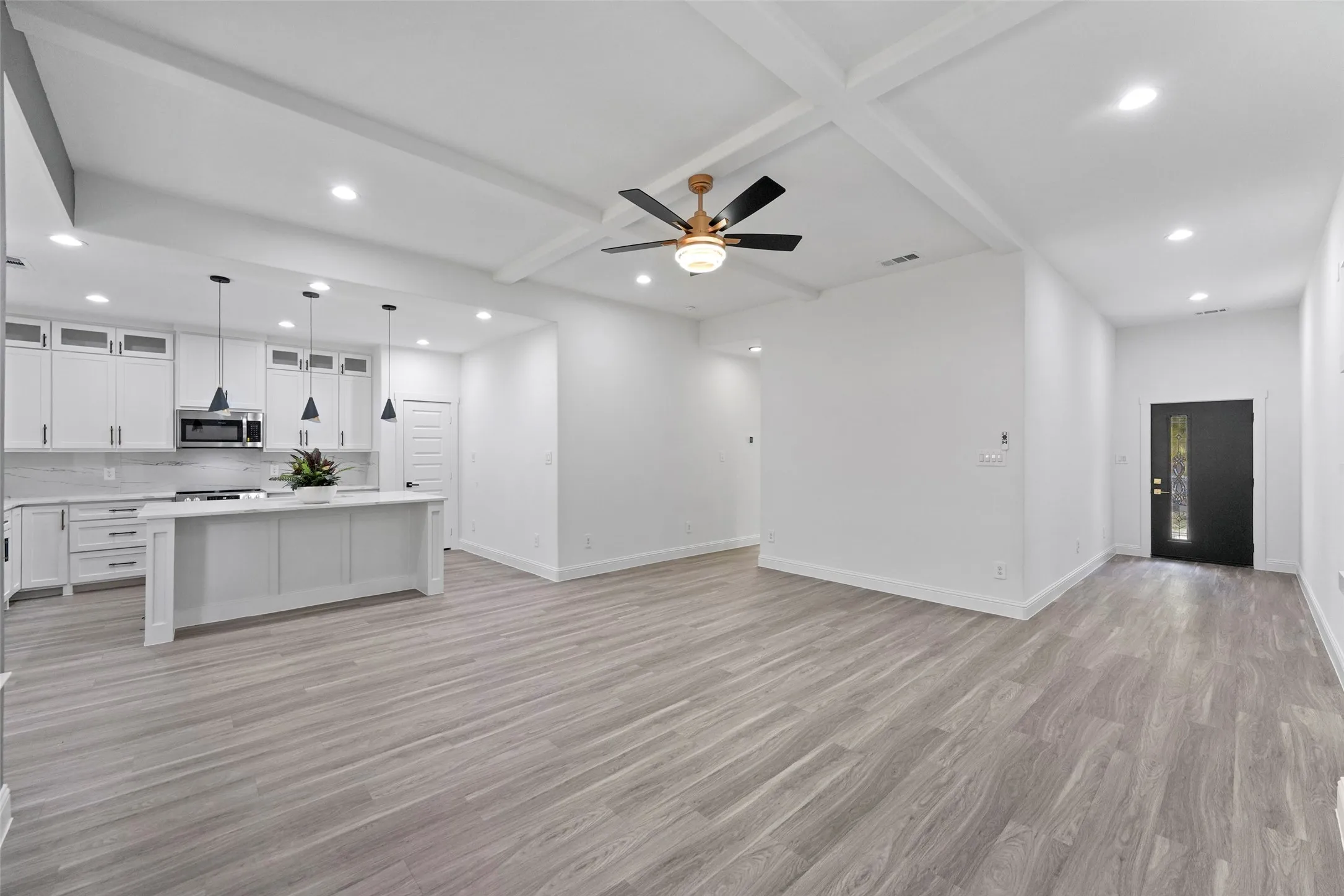Single Family Residence For Sale in Kaufman County , 300 S 5th Street, Crandall, Texas 75114, 4 Bedroom, 2 Bathroom, 1 Garage spaces, 1,585 Sqft, built in 2026, mls#21371136, Real Estate Agent in Crandall, Homes For Sale in Kaufman county, Homes For Sale in Crandall, Realtor in Crandall Texas, Real Estate Brokerage Independent Realty Texas, Luminita Cordes Realtor