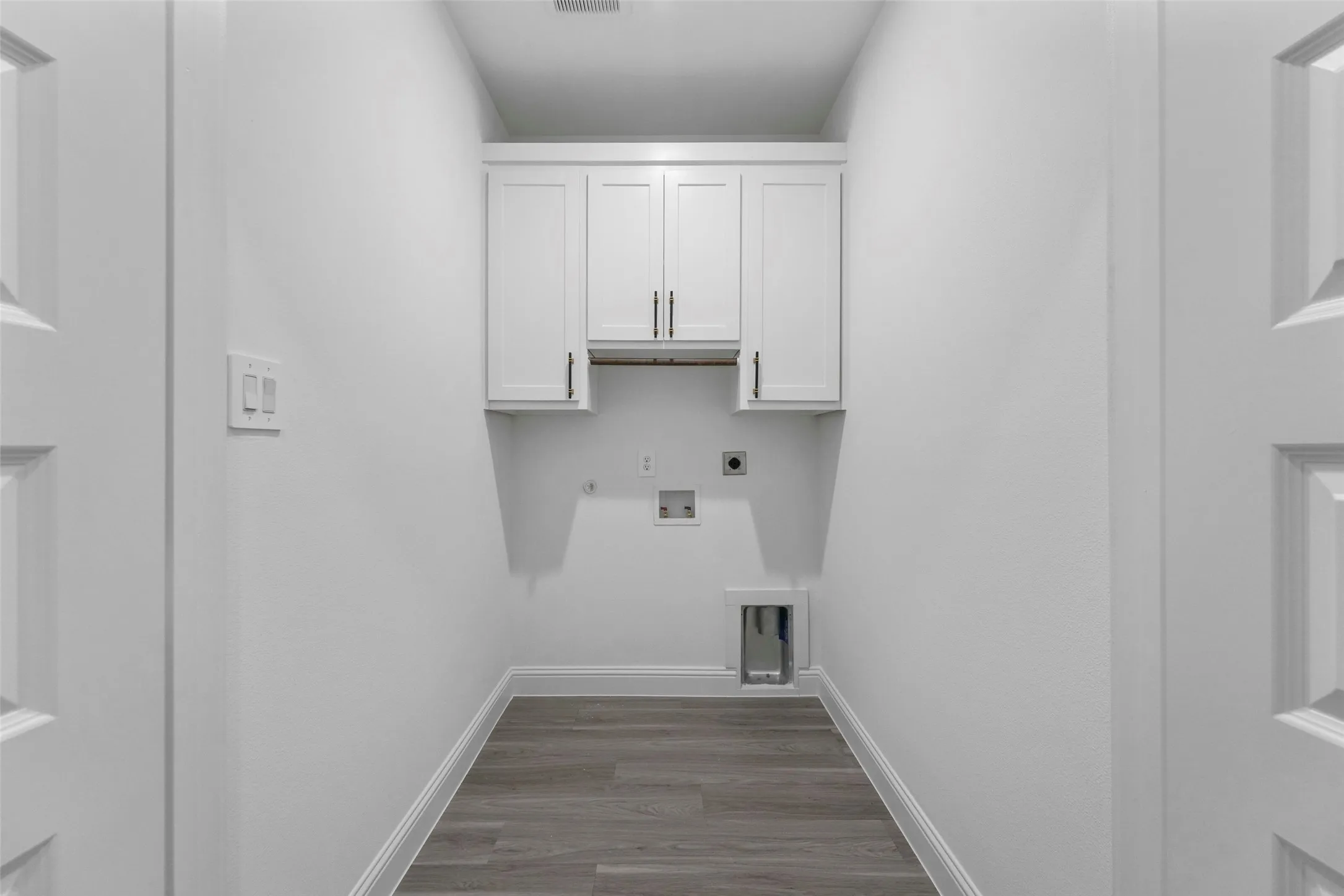 Single Family Residence For Sale in Kaufman County , 300 S 5th Street, Crandall, Texas 75114, 4 Bedroom, 2 Bathroom, 1 Garage spaces, 1,585 Sqft, built in 2026, mls#21371136, Real Estate Agent in Crandall, Homes For Sale in Kaufman county, Homes For Sale in Crandall, Realtor in Crandall Texas, Real Estate Brokerage Independent Realty Texas, Luminita Cordes Realtor