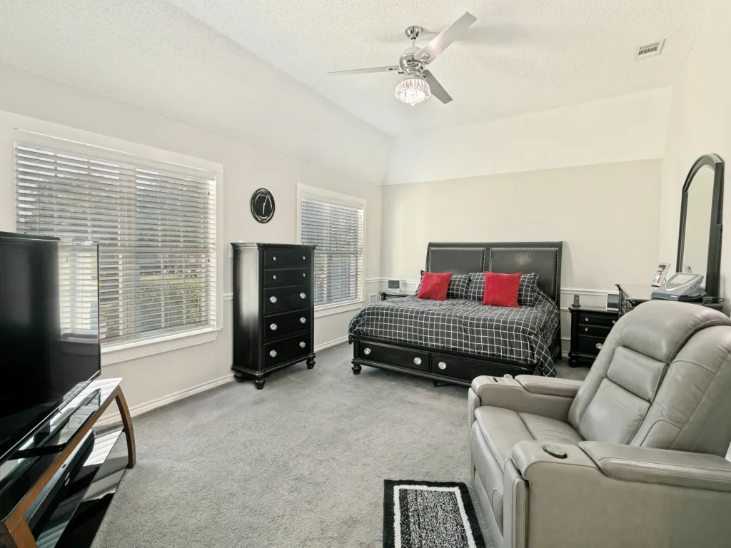 Large Primary Bedroom
