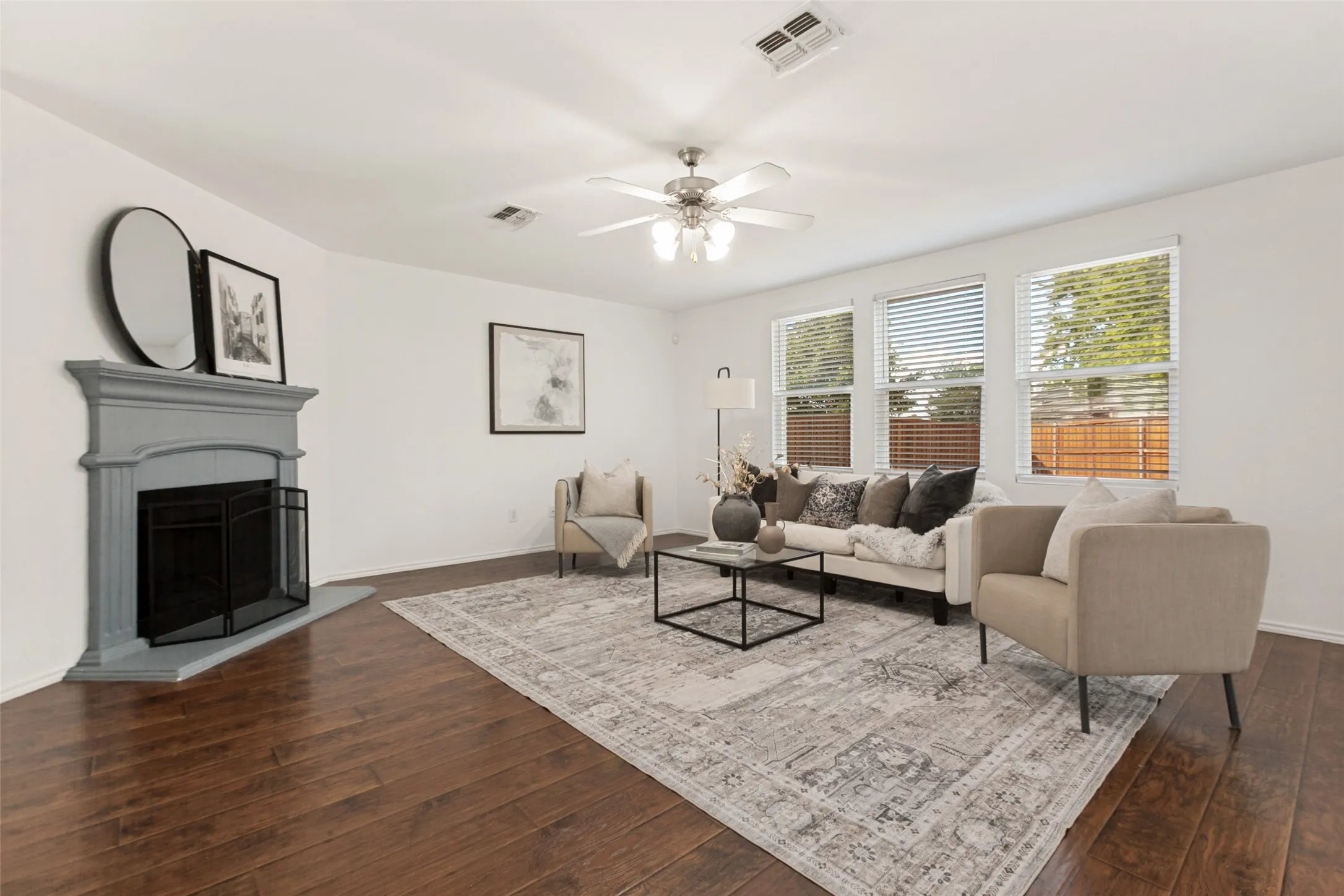 Single Family Residence For Sale in Collin County , 902 Fleming Street, Wylie, Texas 75098, 5 Bedroom, 3 Bathroom, 2 Garage spaces, 2,993 Sqft, built in 2007, mls#21371446, Real Estate Agent in Wylie, Homes For Sale in Collin county, Homes For Sale in Wylie, Realtor in Wylie Texas, Real Estate Brokerage Independent Realty Texas, Luminita Cordes Realtor
