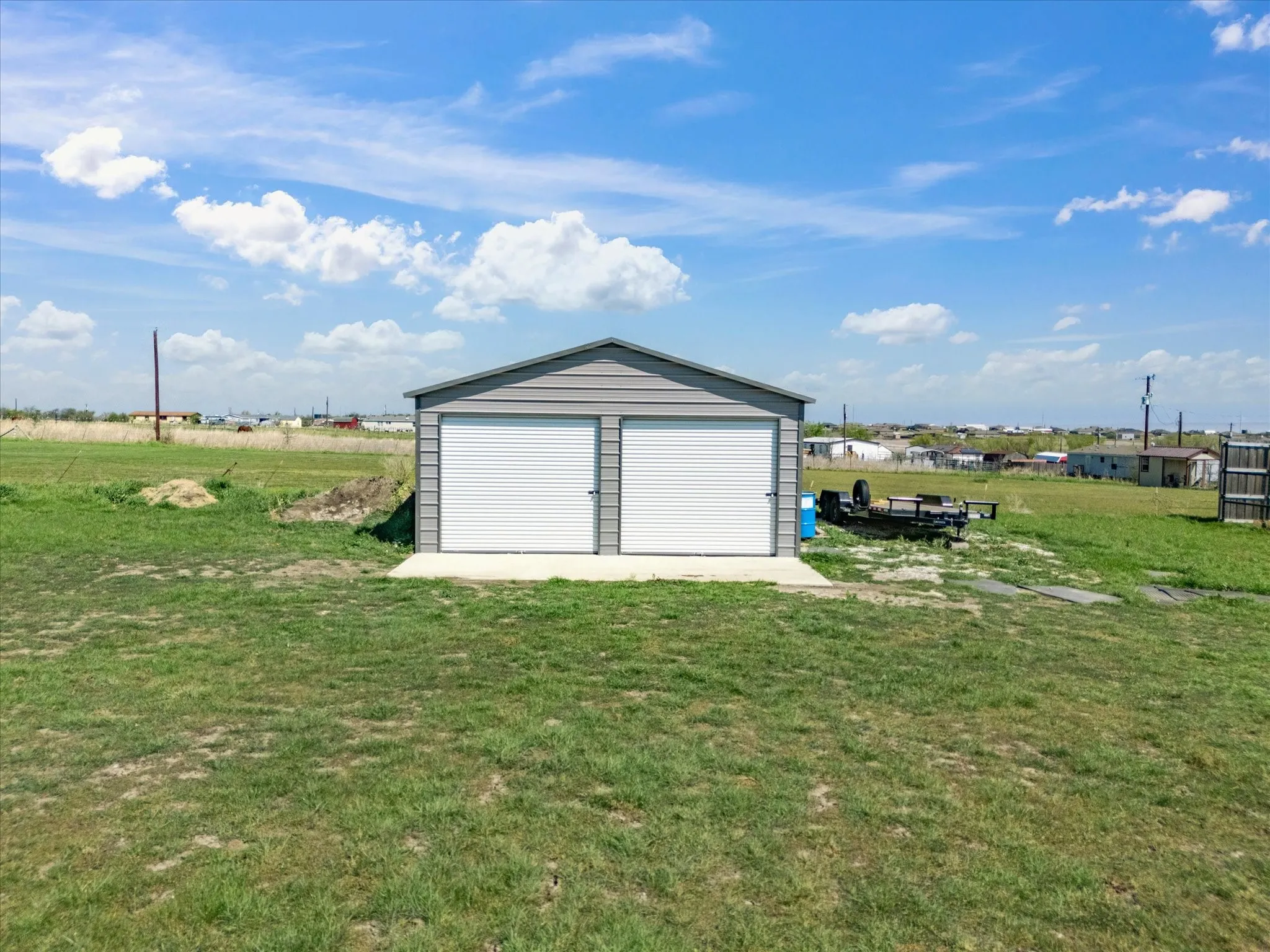 Mobile Home For Sale in Wise County , 341 Mesa Ridge, Decatur, Texas 76234, 4 Bedroom, 3 Bathroom, 2 Garage spaces, 2,128 Sqft, built in 2023, mls#21372675, Real Estate Agent in Decatur, Homes For Sale in Wise county, Homes For Sale in Decatur, Realtor in Decatur Texas, Real Estate Brokerage Independent Realty Texas, Luminita Cordes Realtor