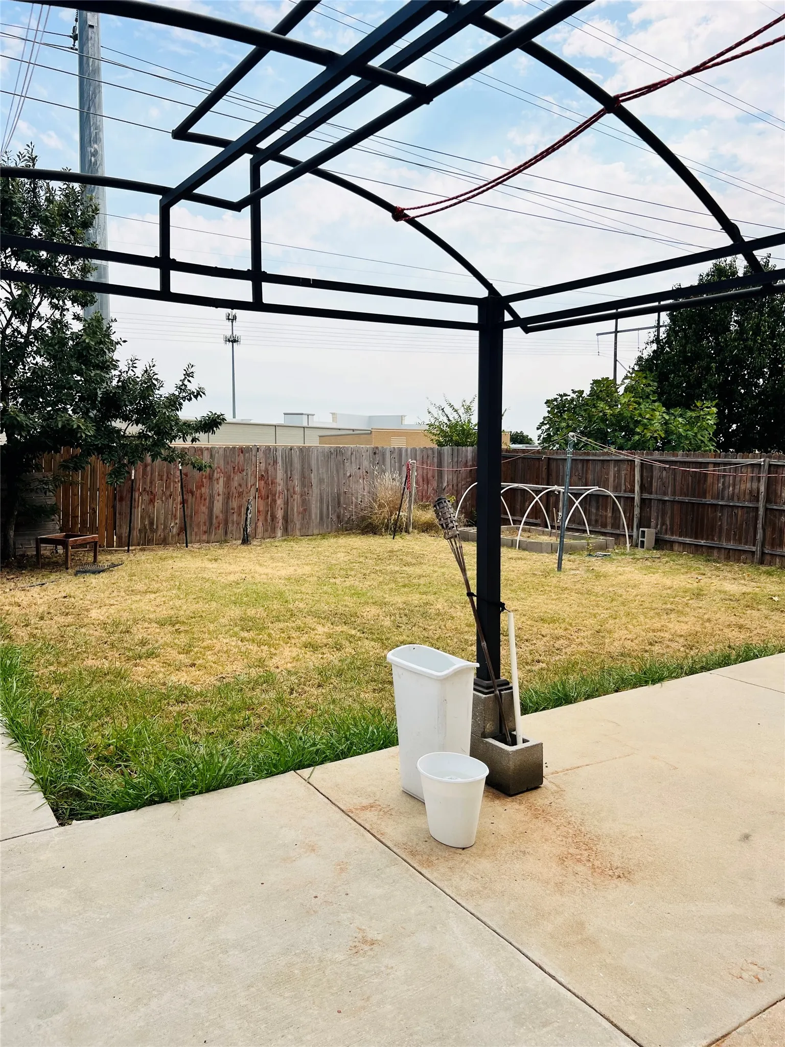 Single Family Residence For Rent in Denton County , 6209 Thoroughbred Trail, Denton, Texas 76210, 3 Bedroom, 3 Bathroom, 2 Garage spaces, 2,136 Sqft, built in 2005, mls#21371635, Real Estate Agent in Denton, Homes For Rent in Denton county, Homes For Rent in Denton, Realtor in Denton Texas, Real Estate Brokerage Independent Realty Texas, Luminita Cordes Realtor