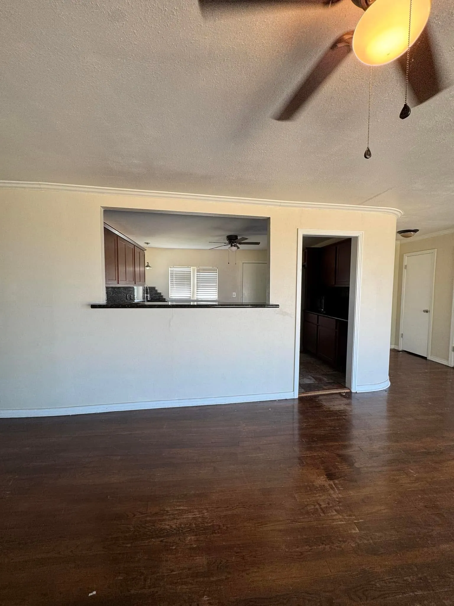 Single Family Residence For Sale in Hardeman County , 1807 Tx-6, Quanah, Texas 79252, 3 Bedroom, 2 Bathroom, 1 Garage spaces, 1,768 Sqft, built in 1958, mls#21372678, Real Estate Agent in Quanah, Homes For Sale in Hardeman county, Homes For Sale in Quanah, Realtor in Quanah Texas, Real Estate Brokerage Independent Realty Texas, Luminita Cordes Realtor