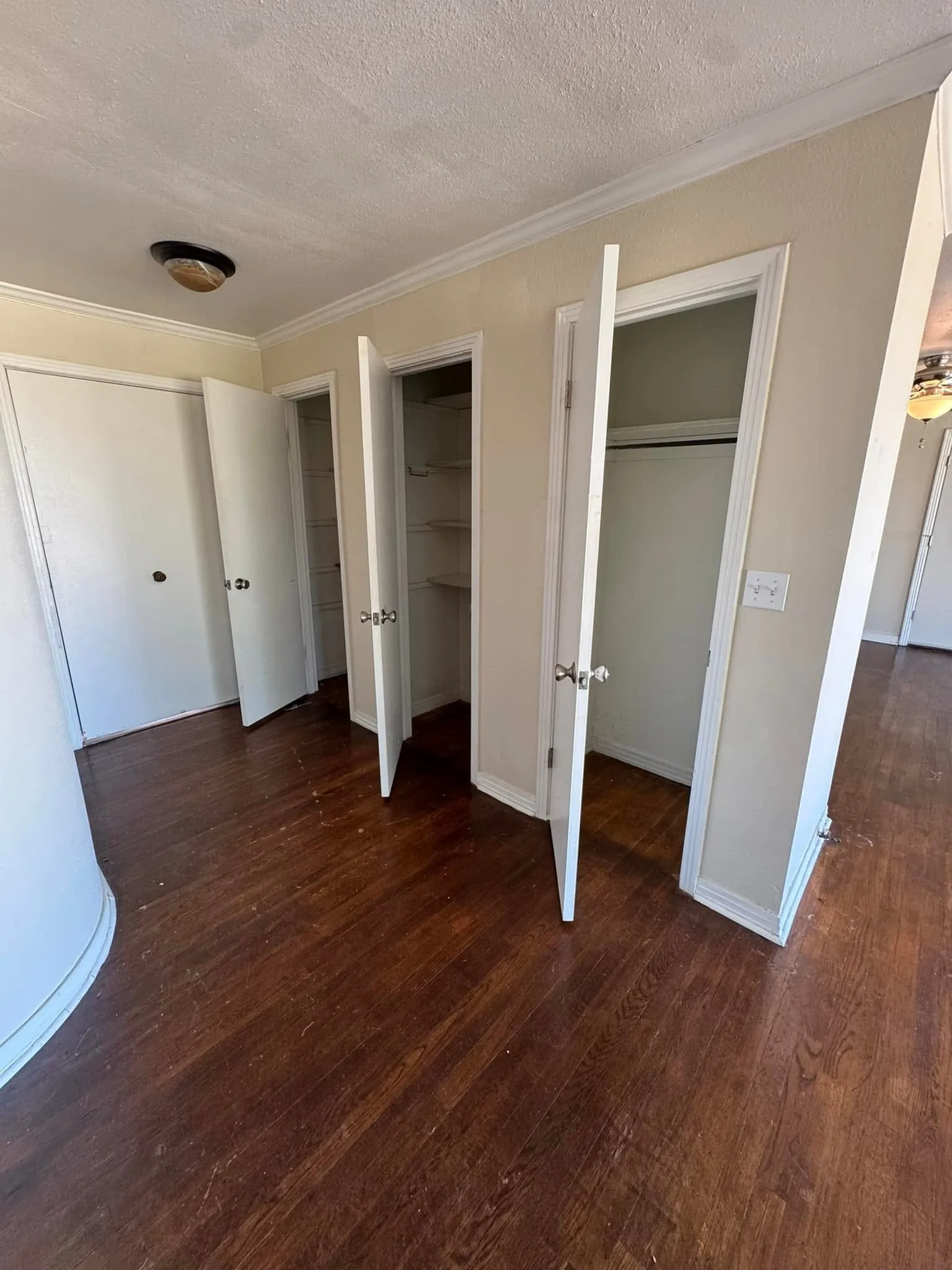 Single Family Residence For Sale in Hardeman County , 1807 Tx-6, Quanah, Texas 79252, 3 Bedroom, 2 Bathroom, 1 Garage spaces, 1,768 Sqft, built in 1958, mls#21372678, Real Estate Agent in Quanah, Homes For Sale in Hardeman county, Homes For Sale in Quanah, Realtor in Quanah Texas, Real Estate Brokerage Independent Realty Texas, Luminita Cordes Realtor