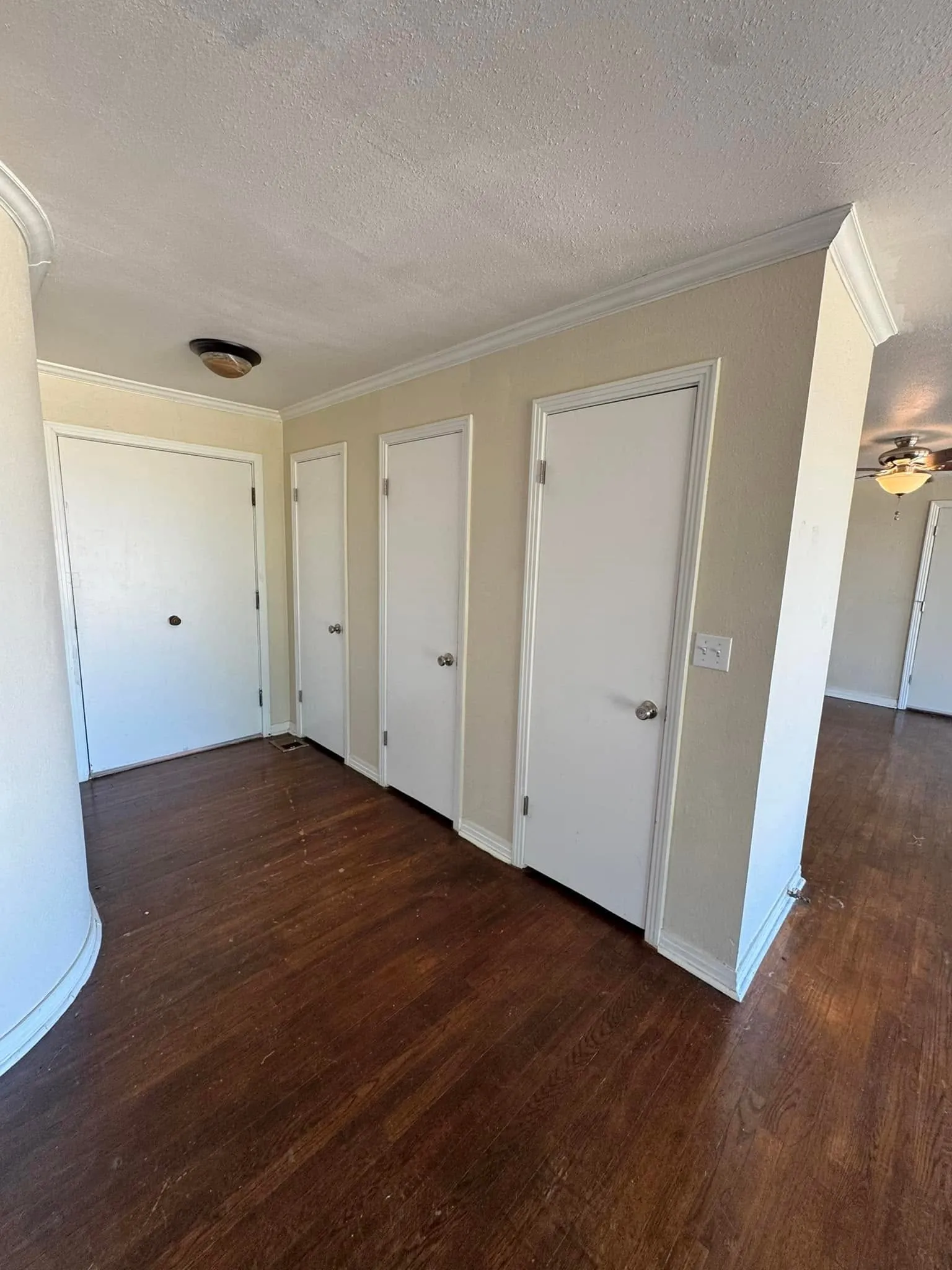 Single Family Residence For Sale in Hardeman County , 1807 Tx-6, Quanah, Texas 79252, 3 Bedroom, 2 Bathroom, 1 Garage spaces, 1,768 Sqft, built in 1958, mls#21372678, Real Estate Agent in Quanah, Homes For Sale in Hardeman county, Homes For Sale in Quanah, Realtor in Quanah Texas, Real Estate Brokerage Independent Realty Texas, Luminita Cordes Realtor