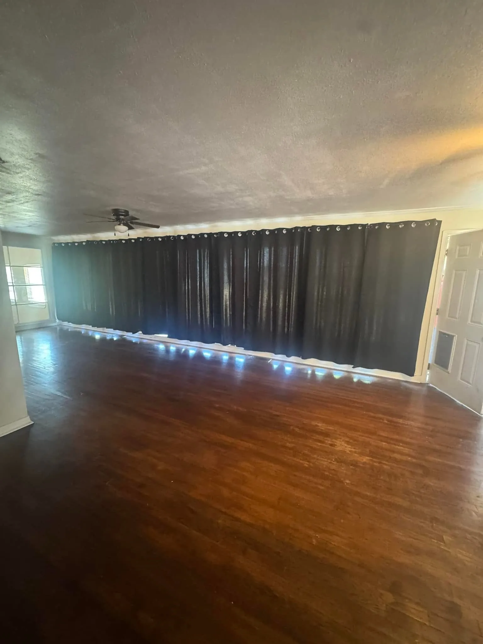 Single Family Residence For Sale in Hardeman County , 1807 Tx-6, Quanah, Texas 79252, 3 Bedroom, 2 Bathroom, 1 Garage spaces, 1,768 Sqft, built in 1958, mls#21372678, Real Estate Agent in Quanah, Homes For Sale in Hardeman county, Homes For Sale in Quanah, Realtor in Quanah Texas, Real Estate Brokerage Independent Realty Texas, Luminita Cordes Realtor
