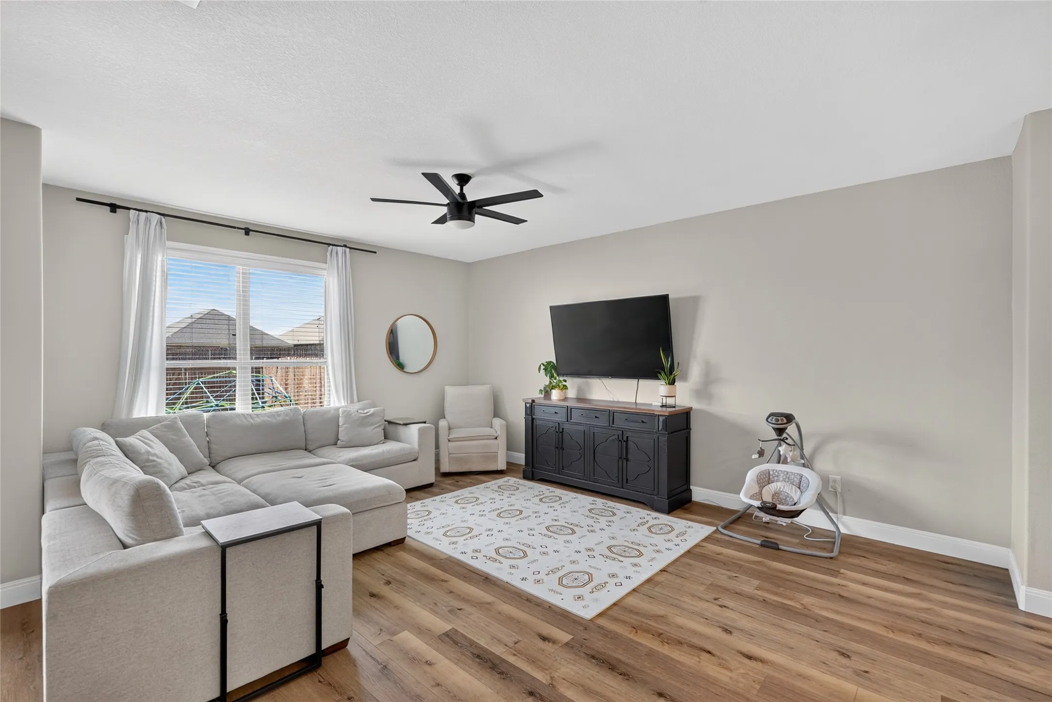 Single Family Residence For Rent in Collin County , 1722 Oak Glen Drive, Wylie, Texas 75098, 4 Bedroom, 2 Bathroom, 2 Garage spaces, 1,849 Sqft, built in 2013, mls#21372684, Real Estate Agent in Wylie, Homes For Rent in Collin county, Homes For Rent in Wylie, Realtor in Wylie Texas, Real Estate Brokerage Independent Realty Texas, Luminita Cordes Realtor