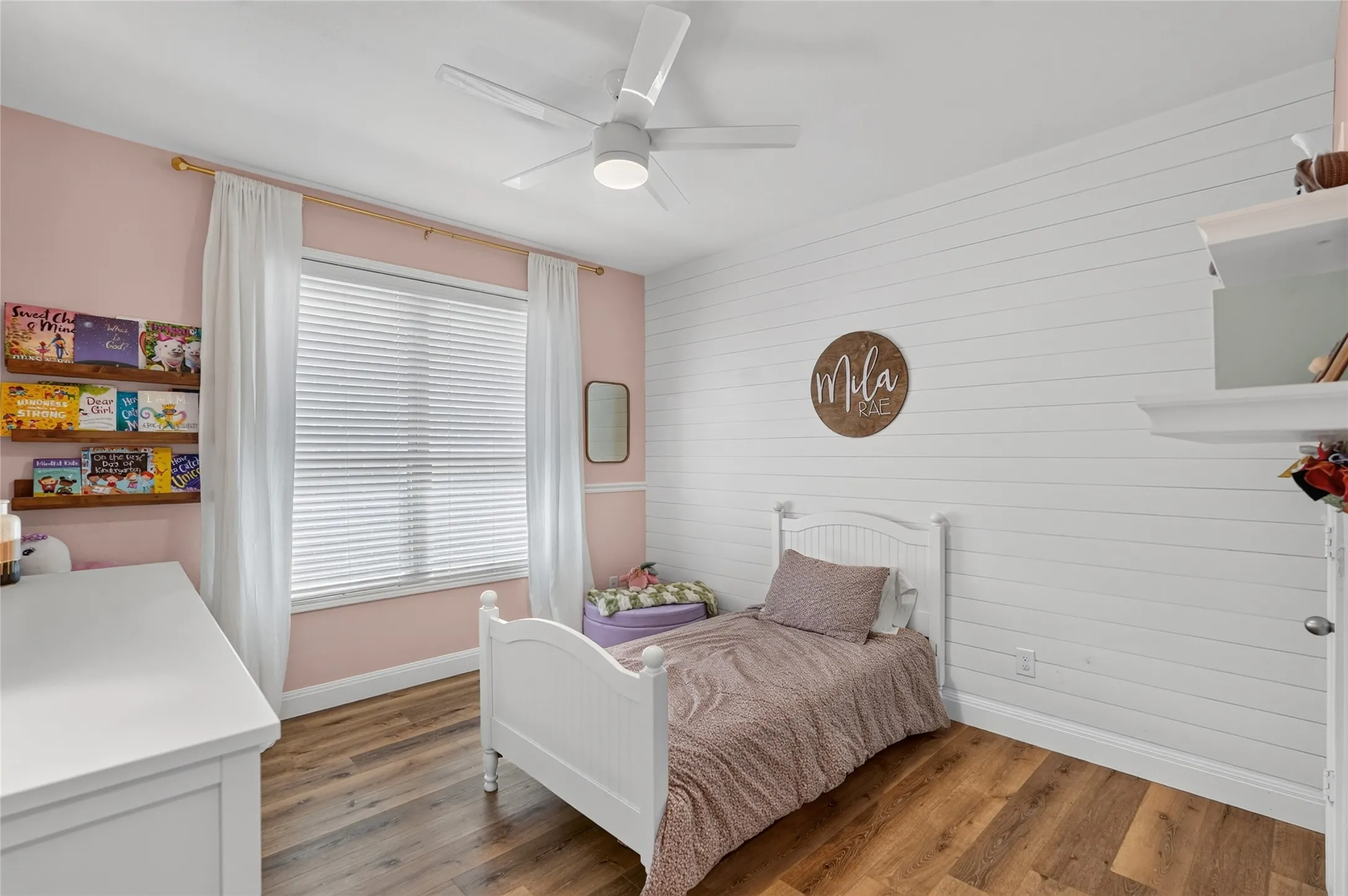 Single Family Residence For Rent in Collin County , 1722 Oak Glen Drive, Wylie, Texas 75098, 4 Bedroom, 2 Bathroom, 2 Garage spaces, 1,849 Sqft, built in 2013, mls#21372684, Real Estate Agent in Wylie, Homes For Rent in Collin county, Homes For Rent in Wylie, Realtor in Wylie Texas, Real Estate Brokerage Independent Realty Texas, Luminita Cordes Realtor