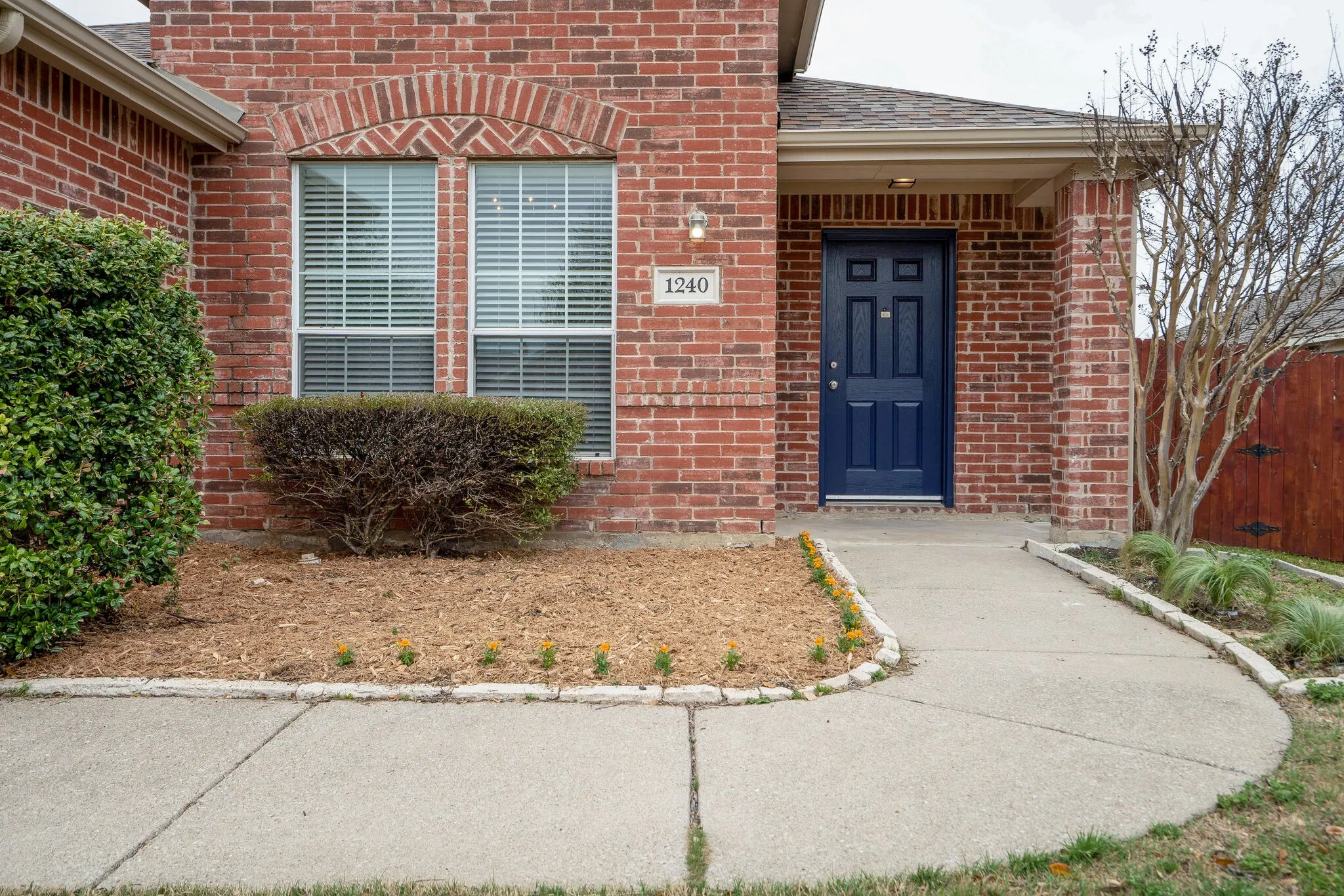 Single Family Residence For Rent in Collin County , 1240 Miller Lane, Celina, Texas 75009, 3 Bedroom, 2 Bathroom, 2 Garage spaces, 1,804 Sqft, built in 2004, mls#21372685, Real Estate Agent in Celina, Homes For Rent in Collin county, Homes For Rent in Celina, Realtor in Celina Texas, Real Estate Brokerage Independent Realty Texas, Luminita Cordes Realtor