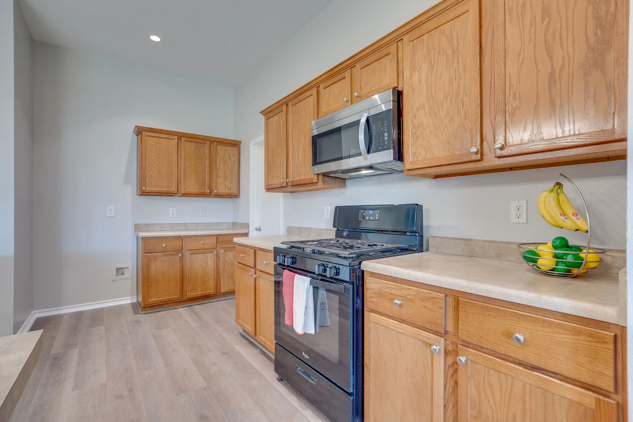 Single Family Residence For Rent in Collin County , 1240 Miller Lane, Celina, Texas 75009, 3 Bedroom, 2 Bathroom, 2 Garage spaces, 1,804 Sqft, built in 2004, mls#21372685, Real Estate Agent in Celina, Homes For Rent in Collin county, Homes For Rent in Celina, Realtor in Celina Texas, Real Estate Brokerage Independent Realty Texas, Luminita Cordes Realtor
