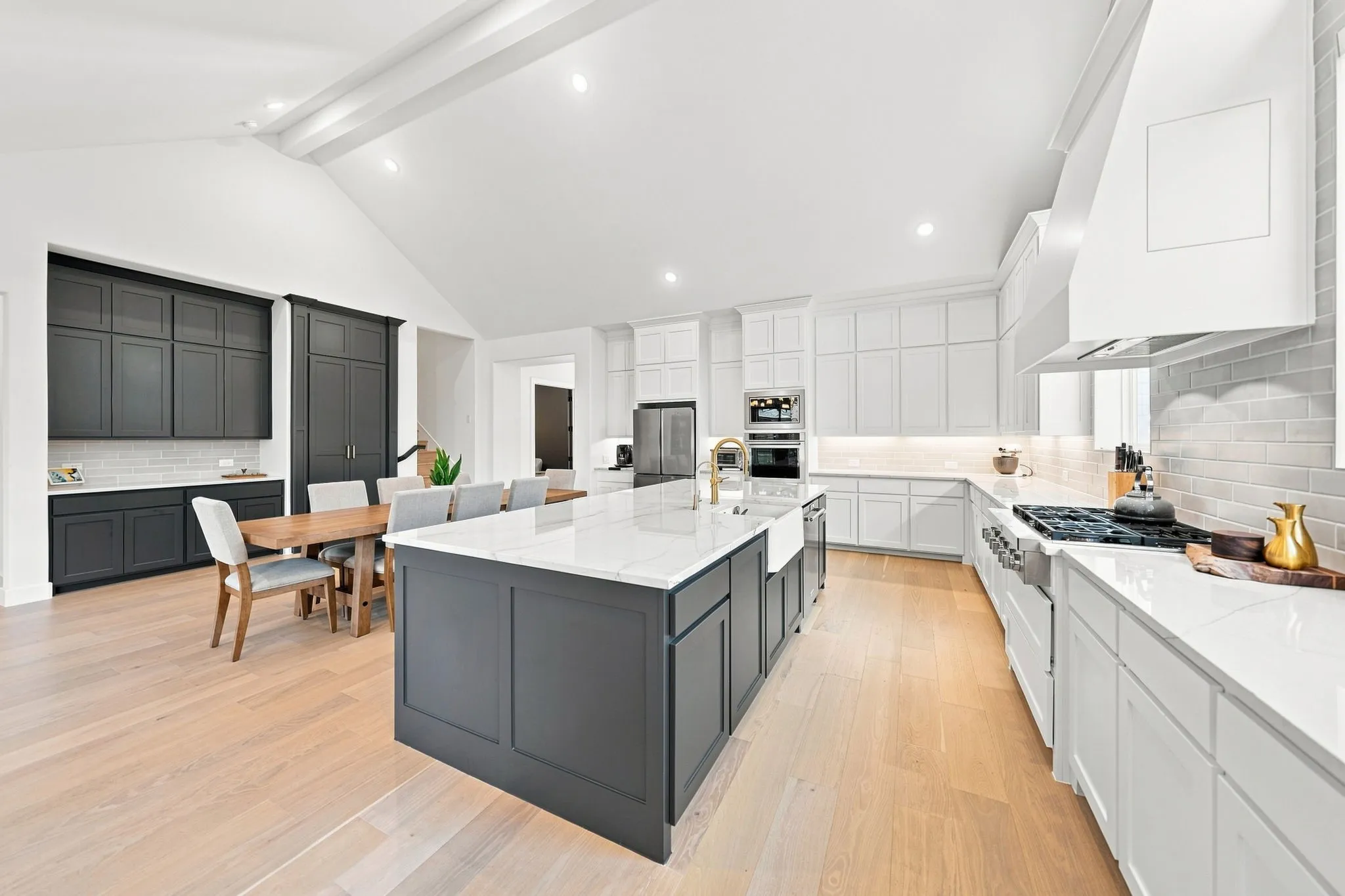 Single Family Residence For Sale in Denton County , 230 Pearland Drive, Prosper, Texas 75078, 4 Bedroom, 5 Bathroom, 3 Garage spaces, 4,052 Sqft, built in 2025, mls#21372686, Real Estate Agent in Prosper, Homes For Sale in Denton county, Homes For Sale in Prosper, Realtor in Prosper Texas, Real Estate Brokerage Independent Realty Texas, Luminita Cordes Realtor