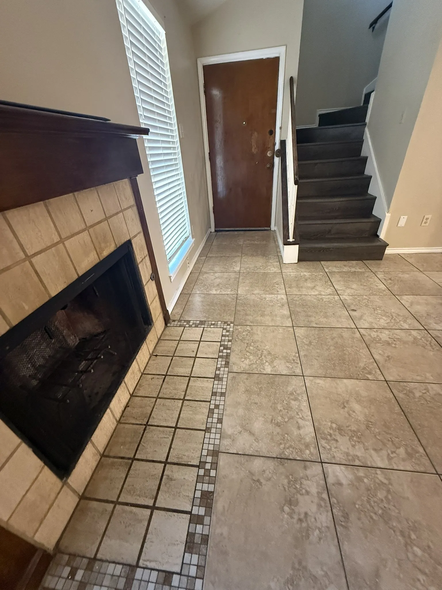 Townhouse For Sale in Dallas County , 4922 Rolling Vista, Mesquite, Texas 75150, 3 Bedroom, 3 Bathroom, 1 Garage spaces, 1,246 Sqft, built in 1984, mls#21372618, Real Estate Agent in Mesquite, Homes For Sale in Dallas county, Homes For Sale in Mesquite, Realtor in Mesquite Texas, Real Estate Brokerage Independent Realty Texas, Luminita Cordes Realtor