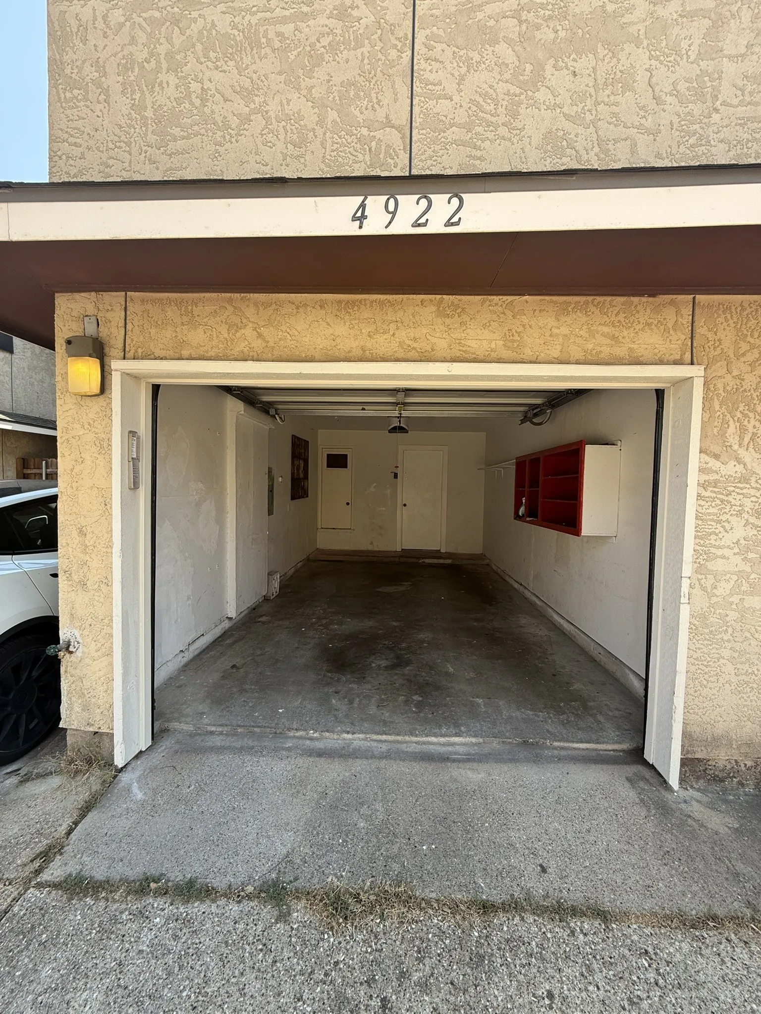 Townhouse For Sale in Dallas County , 4922 Rolling Vista, Mesquite, Texas 75150, 3 Bedroom, 3 Bathroom, 1 Garage spaces, 1,246 Sqft, built in 1984, mls#21372618, Real Estate Agent in Mesquite, Homes For Sale in Dallas county, Homes For Sale in Mesquite, Realtor in Mesquite Texas, Real Estate Brokerage Independent Realty Texas, Luminita Cordes Realtor