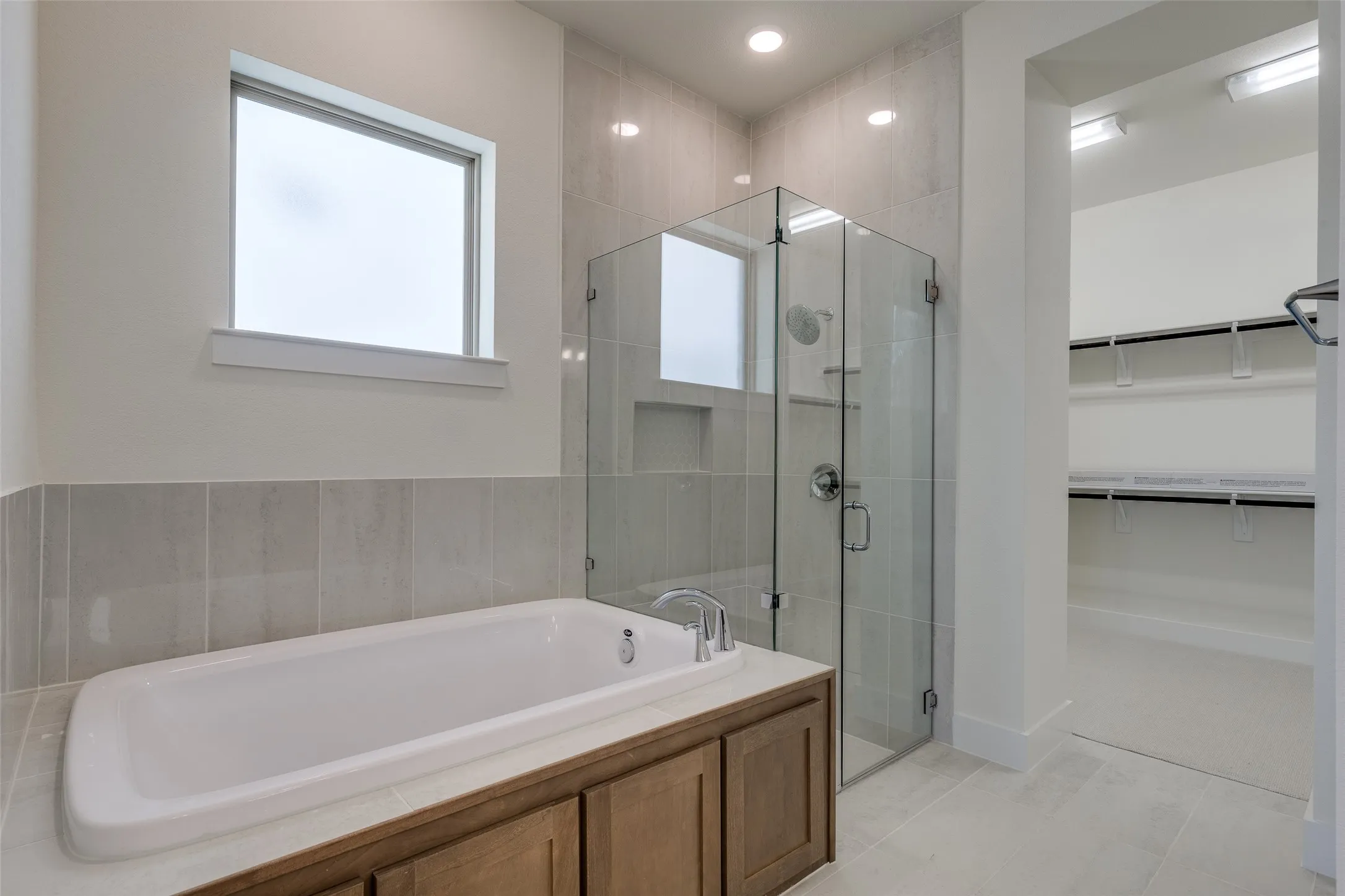 Single Family Residence For Rent in Tarrant County , 3345 Morning Dove Lane, Arlington, Texas 76005, 5 Bedroom, 3 Bathroom, 2 Garage spaces, 2,746 Sqft, built in 2024, mls#21356994, Real Estate Agent in Arlington, Homes For Rent in Tarrant county, Homes For Rent in Arlington, Realtor in Arlington Texas, Real Estate Brokerage Independent Realty Texas, Luminita Cordes Realtor