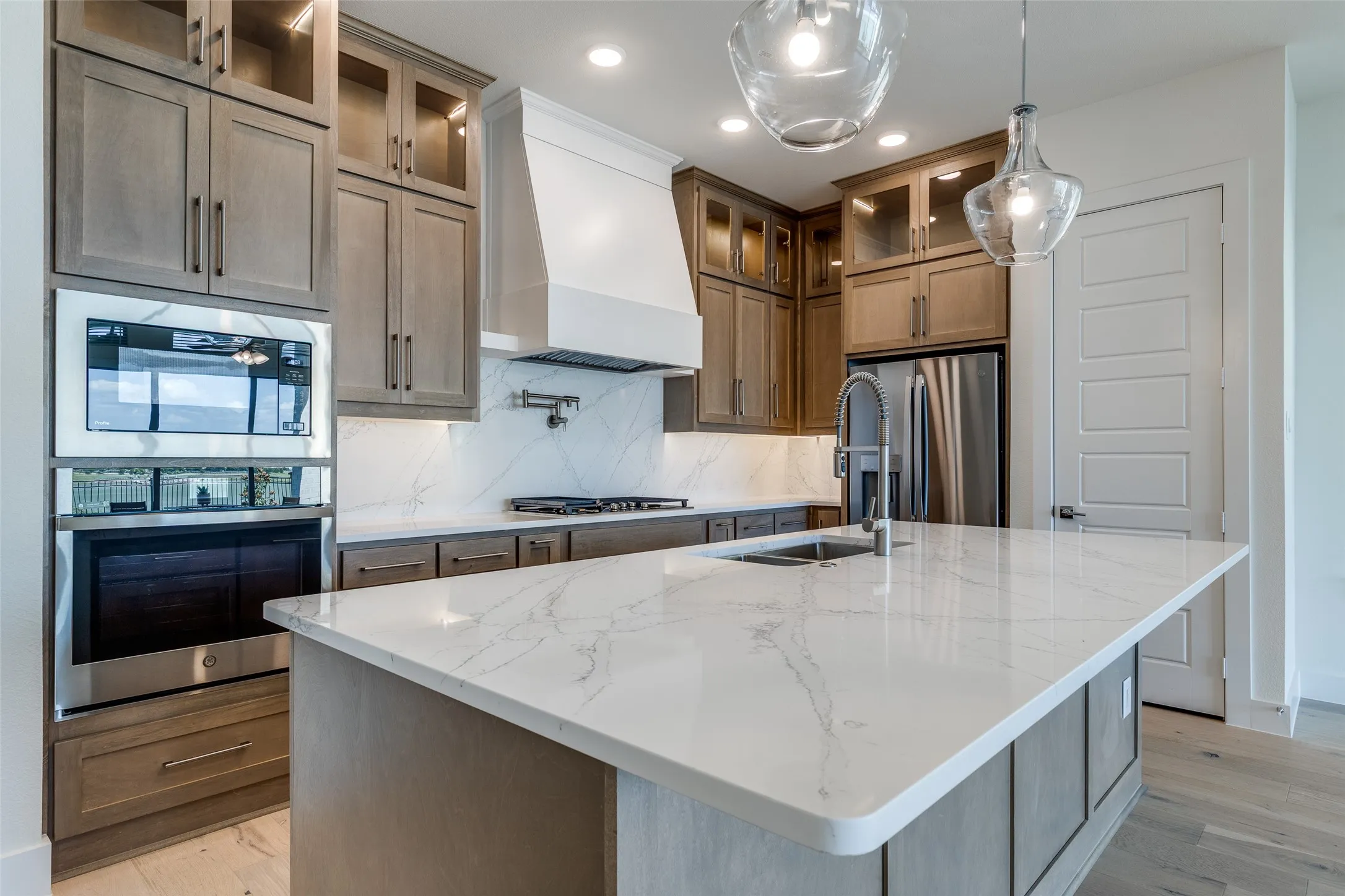 Single Family Residence For Rent in Tarrant County , 3345 Morning Dove Lane, Arlington, Texas 76005, 5 Bedroom, 3 Bathroom, 2 Garage spaces, 2,746 Sqft, built in 2024, mls#21356994, Real Estate Agent in Arlington, Homes For Rent in Tarrant county, Homes For Rent in Arlington, Realtor in Arlington Texas, Real Estate Brokerage Independent Realty Texas, Luminita Cordes Realtor