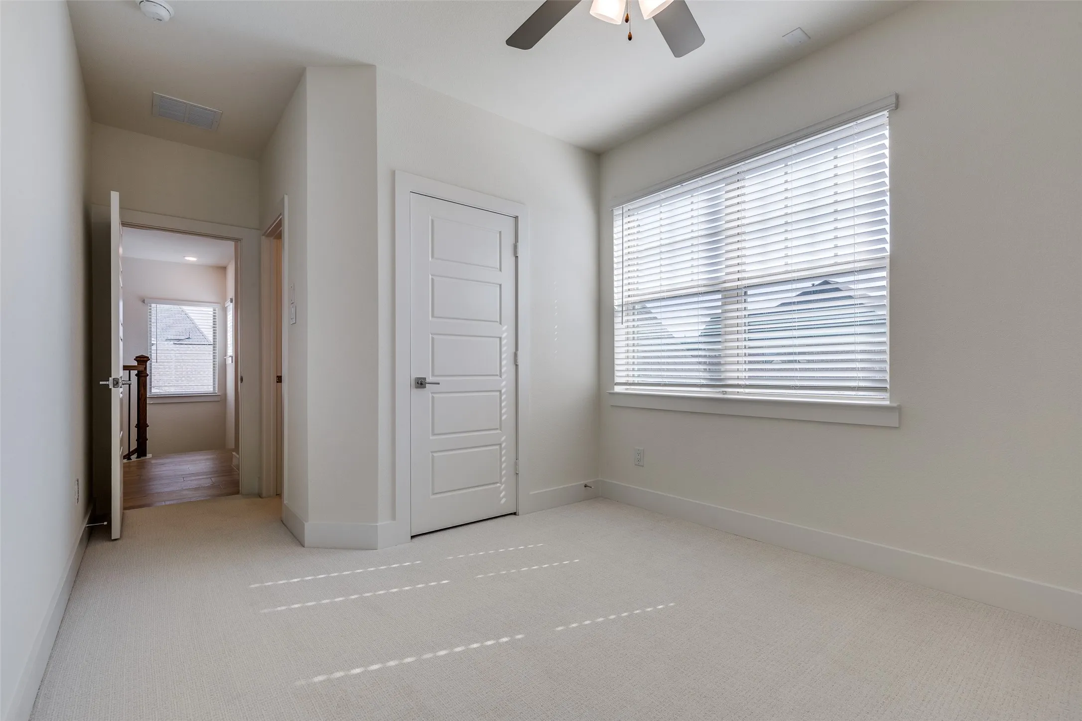 Single Family Residence For Rent in Tarrant County , 3345 Morning Dove Lane, Arlington, Texas 76005, 5 Bedroom, 3 Bathroom, 2 Garage spaces, 2,746 Sqft, built in 2024, mls#21356994, Real Estate Agent in Arlington, Homes For Rent in Tarrant county, Homes For Rent in Arlington, Realtor in Arlington Texas, Real Estate Brokerage Independent Realty Texas, Luminita Cordes Realtor
