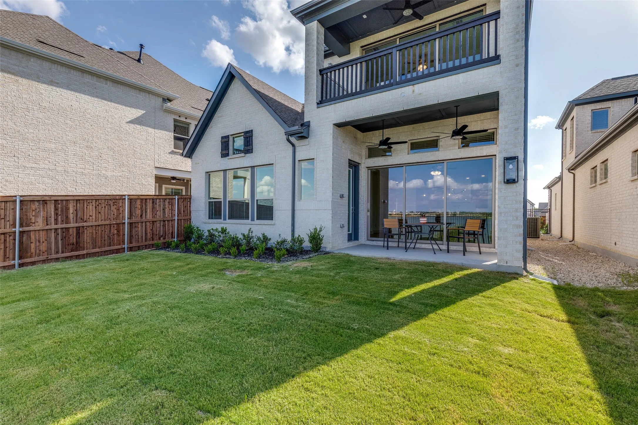 Single Family Residence For Rent in Tarrant County , 3345 Morning Dove Lane, Arlington, Texas 76005, 5 Bedroom, 3 Bathroom, 2 Garage spaces, 2,746 Sqft, built in 2024, mls#21356994, Real Estate Agent in Arlington, Homes For Rent in Tarrant county, Homes For Rent in Arlington, Realtor in Arlington Texas, Real Estate Brokerage Independent Realty Texas, Luminita Cordes Realtor