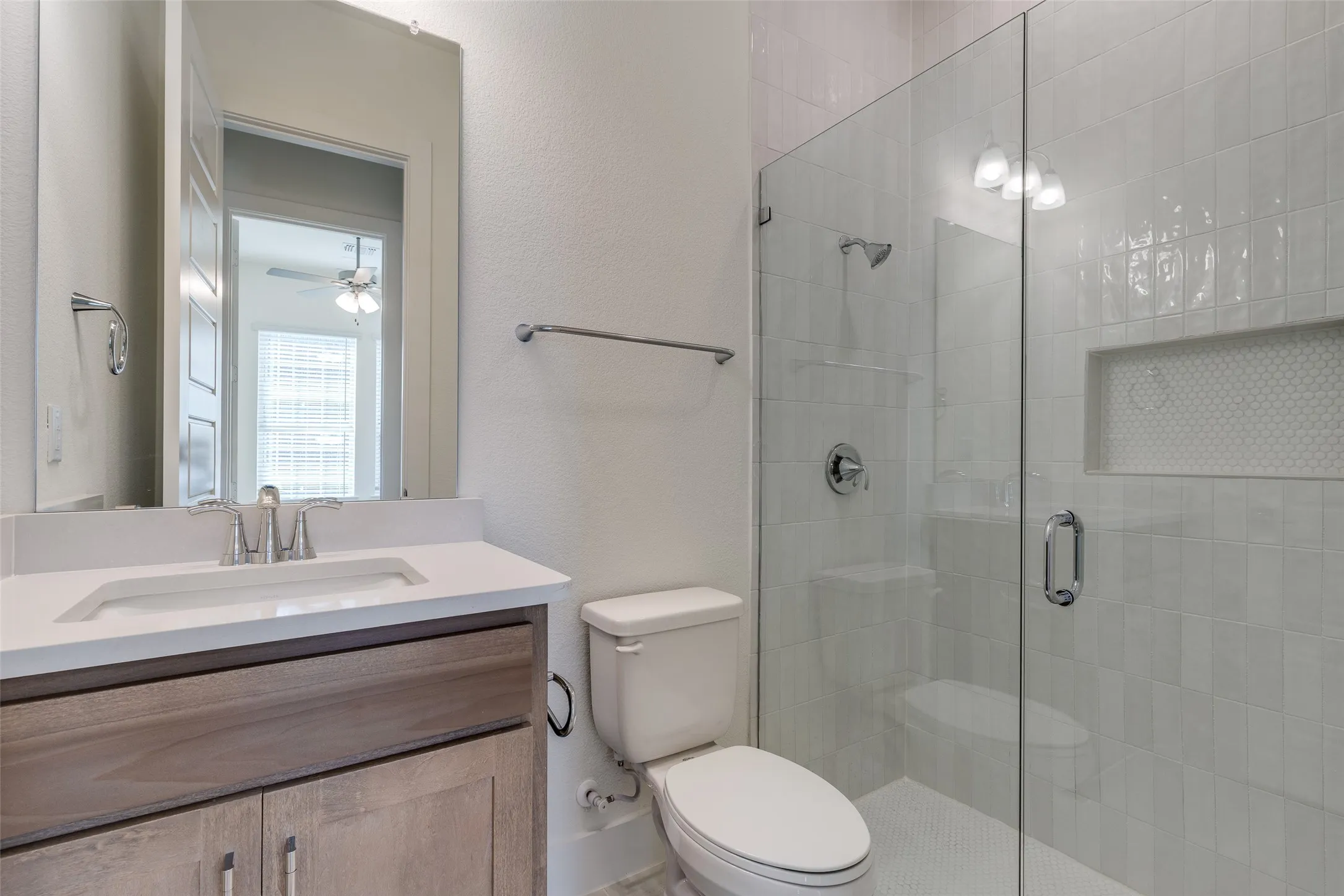 Single Family Residence For Rent in Tarrant County , 3345 Morning Dove Lane, Arlington, Texas 76005, 5 Bedroom, 3 Bathroom, 2 Garage spaces, 2,746 Sqft, built in 2024, mls#21356994, Real Estate Agent in Arlington, Homes For Rent in Tarrant county, Homes For Rent in Arlington, Realtor in Arlington Texas, Real Estate Brokerage Independent Realty Texas, Luminita Cordes Realtor