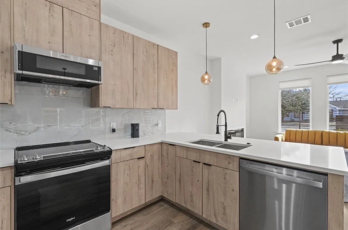 Duplex For Rent in Dallas County , 3625 Mount Royal Street, Dallas, Texas 75211, 3 Bedroom, 2 Bathroom, Garage spaces, 1,360 Sqft, built in 2025, mls#21371960, Real Estate Agent in Dallas, Homes For Rent in Dallas county, Homes For Rent in Dallas, Realtor in Dallas Texas, Real Estate Brokerage Independent Realty Texas, Luminita Cordes Realtor