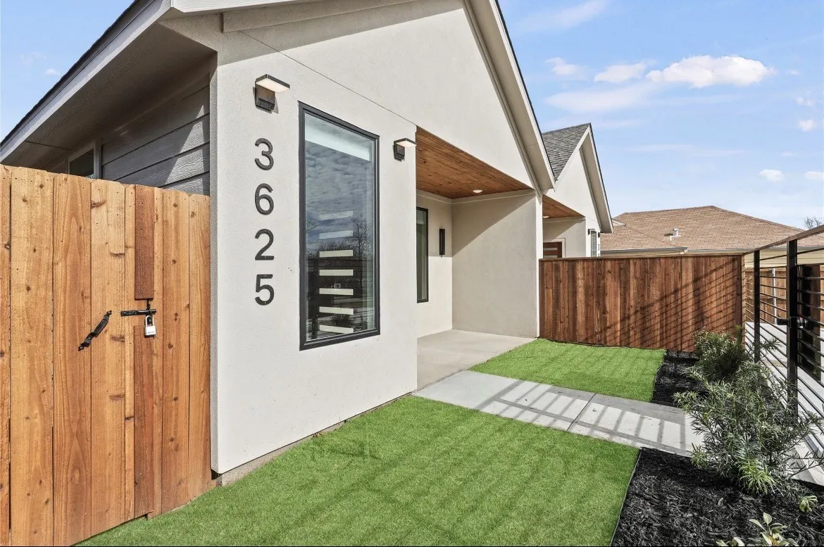 Duplex For Rent in Dallas County , 3625 Mount Royal Street, Dallas, Texas 75211, 3 Bedroom, 2 Bathroom, Garage spaces, 1,360 Sqft, built in 2025, mls#21371960, Real Estate Agent in Dallas, Homes For Rent in Dallas county, Homes For Rent in Dallas, Realtor in Dallas Texas, Real Estate Brokerage Independent Realty Texas, Luminita Cordes Realtor