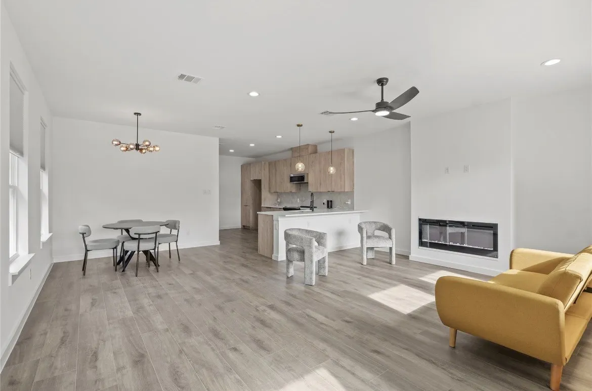 Duplex For Rent in Dallas County , 3625 Mount Royal Street, Dallas, Texas 75211, 3 Bedroom, 2 Bathroom, Garage spaces, 1,360 Sqft, built in 2025, mls#21371960, Real Estate Agent in Dallas, Homes For Rent in Dallas county, Homes For Rent in Dallas, Realtor in Dallas Texas, Real Estate Brokerage Independent Realty Texas, Luminita Cordes Realtor
