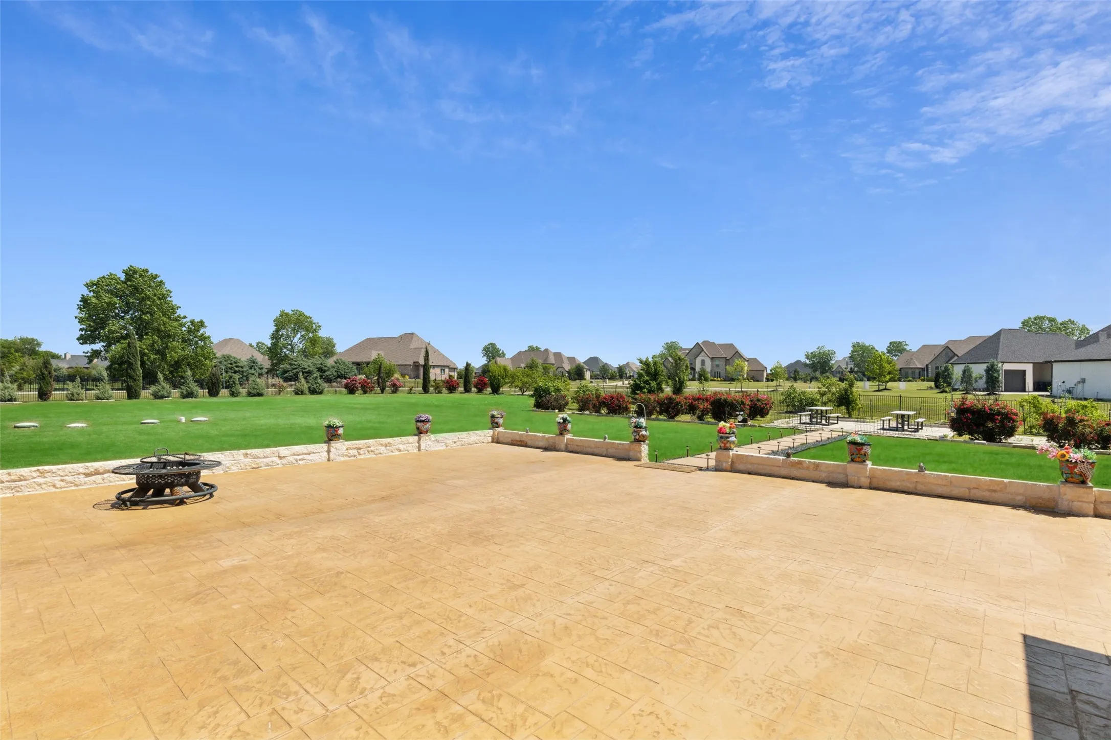 Single Family Residence For Sale in Collin County , 5302 Berwick Lane, Parker, Texas 75002, 6 Bedroom, 7 Bathroom, 3 Garage spaces, 6,924 Sqft, built in 2016, mls#21364937, Real Estate Agent in Parker, Homes For Sale in Collin county, Homes For Sale in Parker, Realtor in Parker Texas, Real Estate Brokerage Independent Realty Texas, Luminita Cordes Realtor