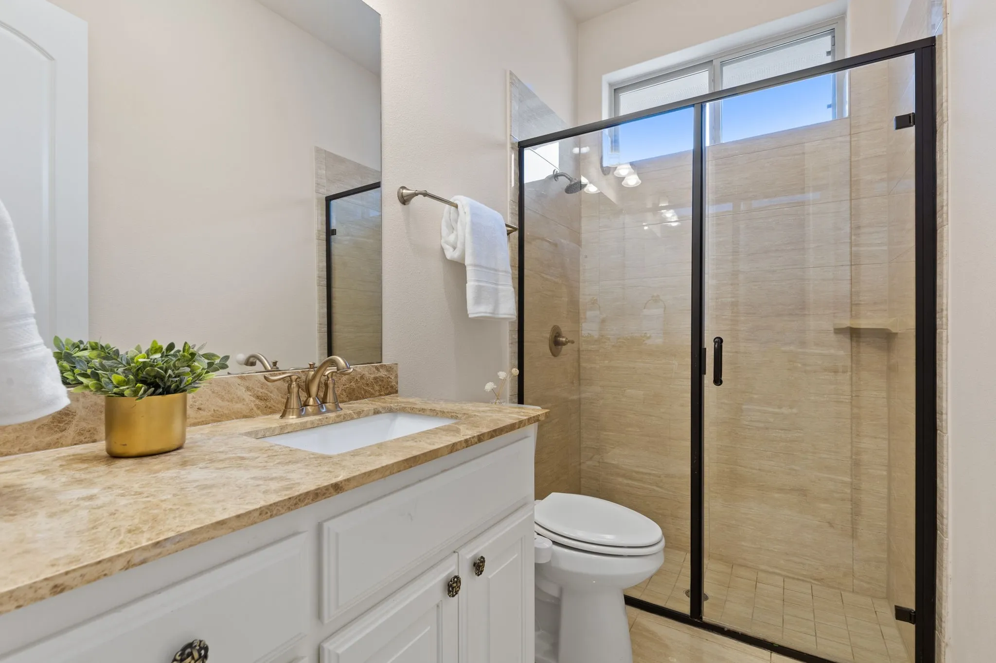 Single Family Residence For Sale in Collin County , 5302 Berwick Lane, Parker, Texas 75002, 6 Bedroom, 7 Bathroom, 3 Garage spaces, 6,924 Sqft, built in 2016, mls#21364937, Real Estate Agent in Parker, Homes For Sale in Collin county, Homes For Sale in Parker, Realtor in Parker Texas, Real Estate Brokerage Independent Realty Texas, Luminita Cordes Realtor