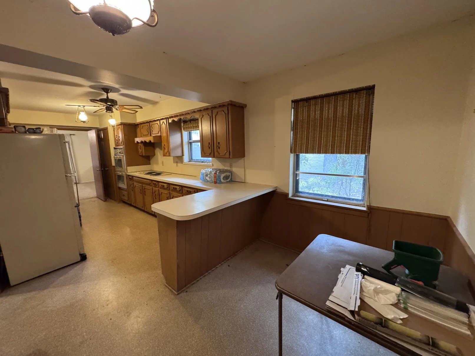 Single Family Residence For Sale in Dallas County , 806 Sharpshire Street, Grand Prairie, Texas 75050, 3 Bedroom, 2 Bathroom, 2 Garage spaces, 2,181 Sqft, built in 1962, mls#21372687, Real Estate Agent in Grand Prairie, Homes For Sale in Dallas county, Homes For Sale in Grand Prairie, Realtor in Grand Prairie Texas, Real Estate Brokerage Independent Realty Texas, Luminita Cordes Realtor