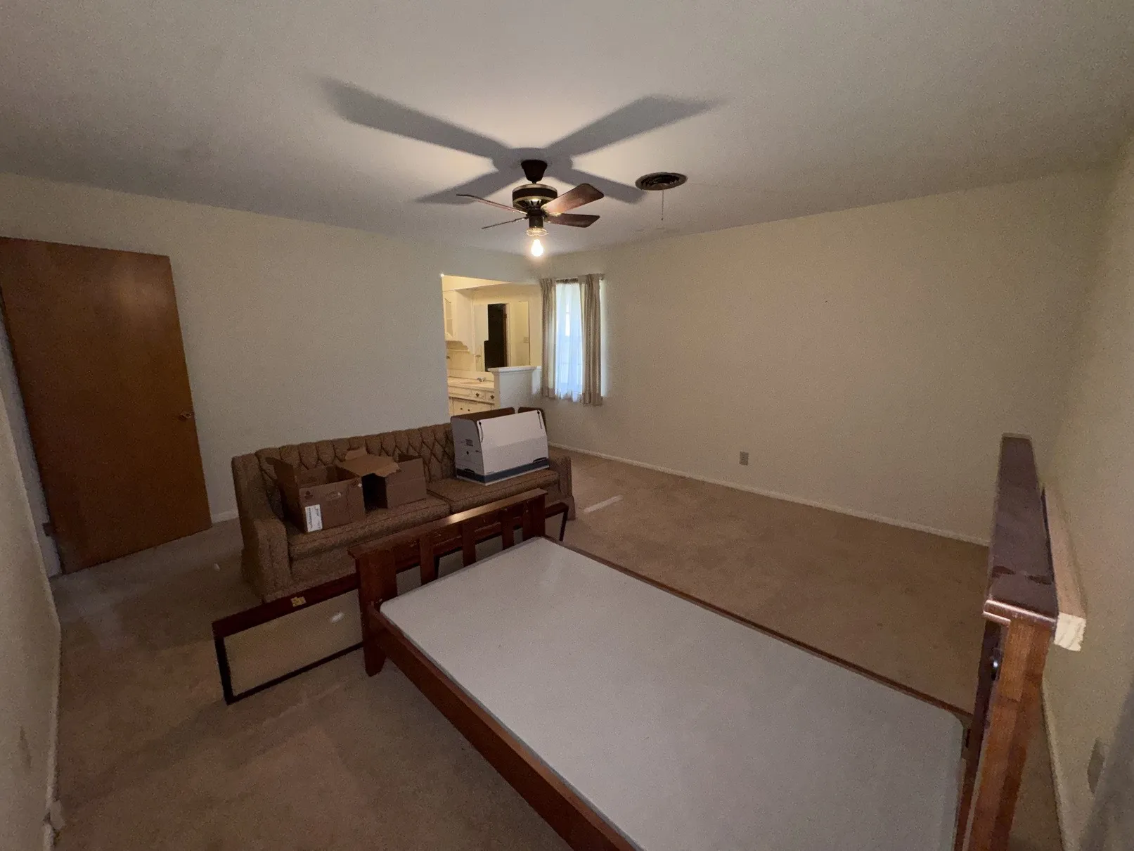 Single Family Residence For Sale in Dallas County , 806 Sharpshire Street, Grand Prairie, Texas 75050, 3 Bedroom, 2 Bathroom, 2 Garage spaces, 2,181 Sqft, built in 1962, mls#21372687, Real Estate Agent in Grand Prairie, Homes For Sale in Dallas county, Homes For Sale in Grand Prairie, Realtor in Grand Prairie Texas, Real Estate Brokerage Independent Realty Texas, Luminita Cordes Realtor