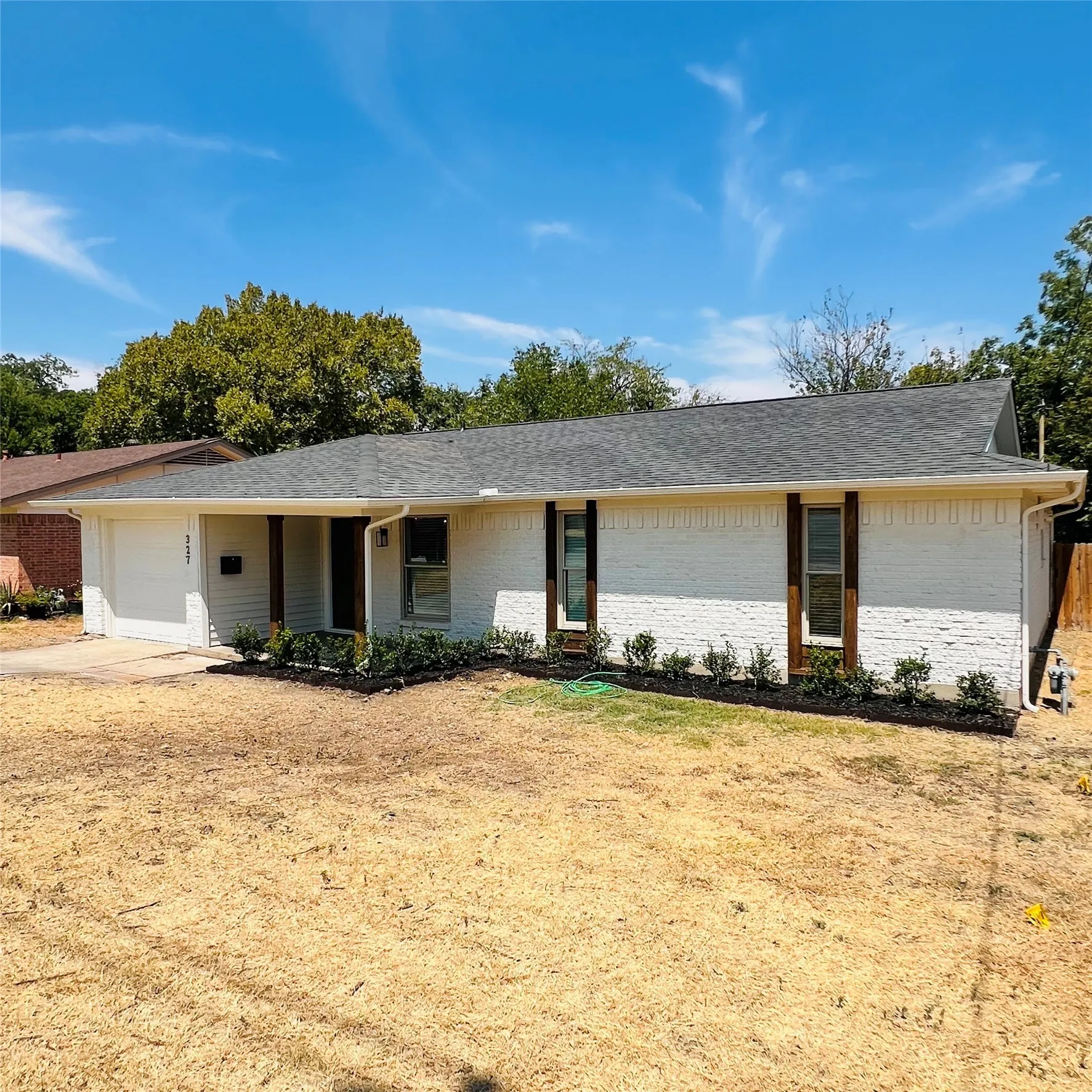 Single Family Residence For Rent in Dallas County , 327 E Center Street, Duncanville, Texas 75116, 3 Bedroom, 2 Bathroom, 1 Garage spaces, 1,408 Sqft, built in 1966, mls#21372696, Real Estate Agent in Duncanville, Homes For Rent in Dallas county, Homes For Rent in Duncanville, Realtor in Duncanville Texas, Real Estate Brokerage Independent Realty Texas, Luminita Cordes Realtor