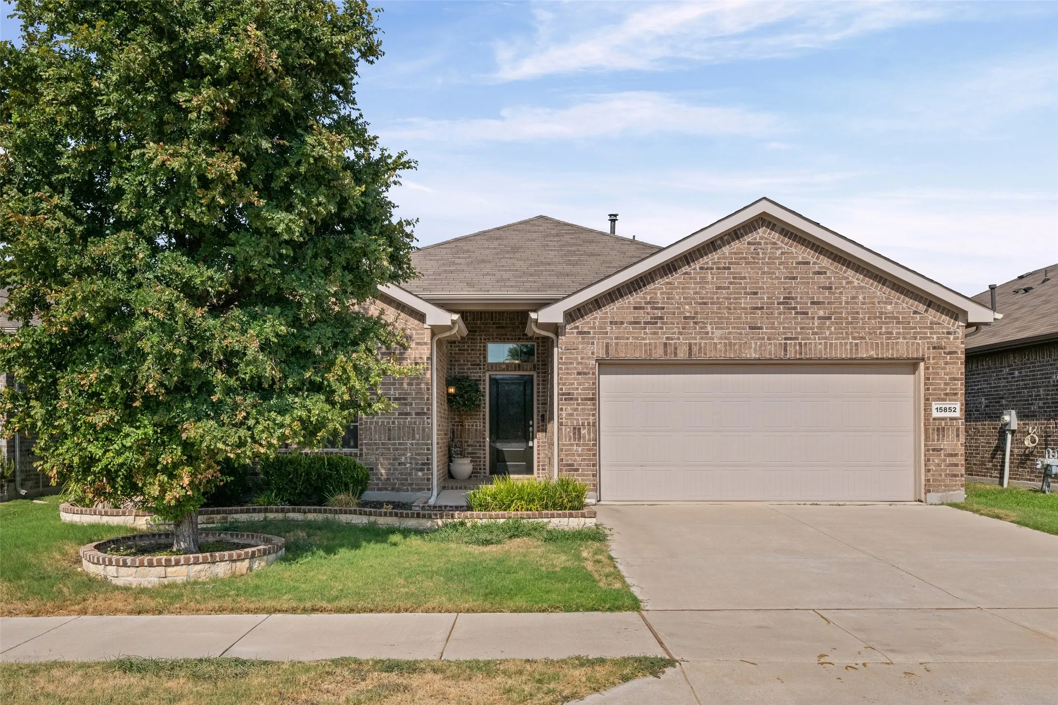 Single Family Residence For Rent in Denton County , 15852 Back Nine Road, Fort Worth, Texas 76177, 4 Bedroom, 2 Bathroom, 2 Garage spaces, 1,788 Sqft, built in 2018, mls#21372620, Real Estate Agent in Fort Worth, Homes For Rent in Denton county, Homes For Rent in Fort Worth, Realtor in Fort Worth Texas, Real Estate Brokerage Independent Realty Texas, Luminita Cordes Realtor