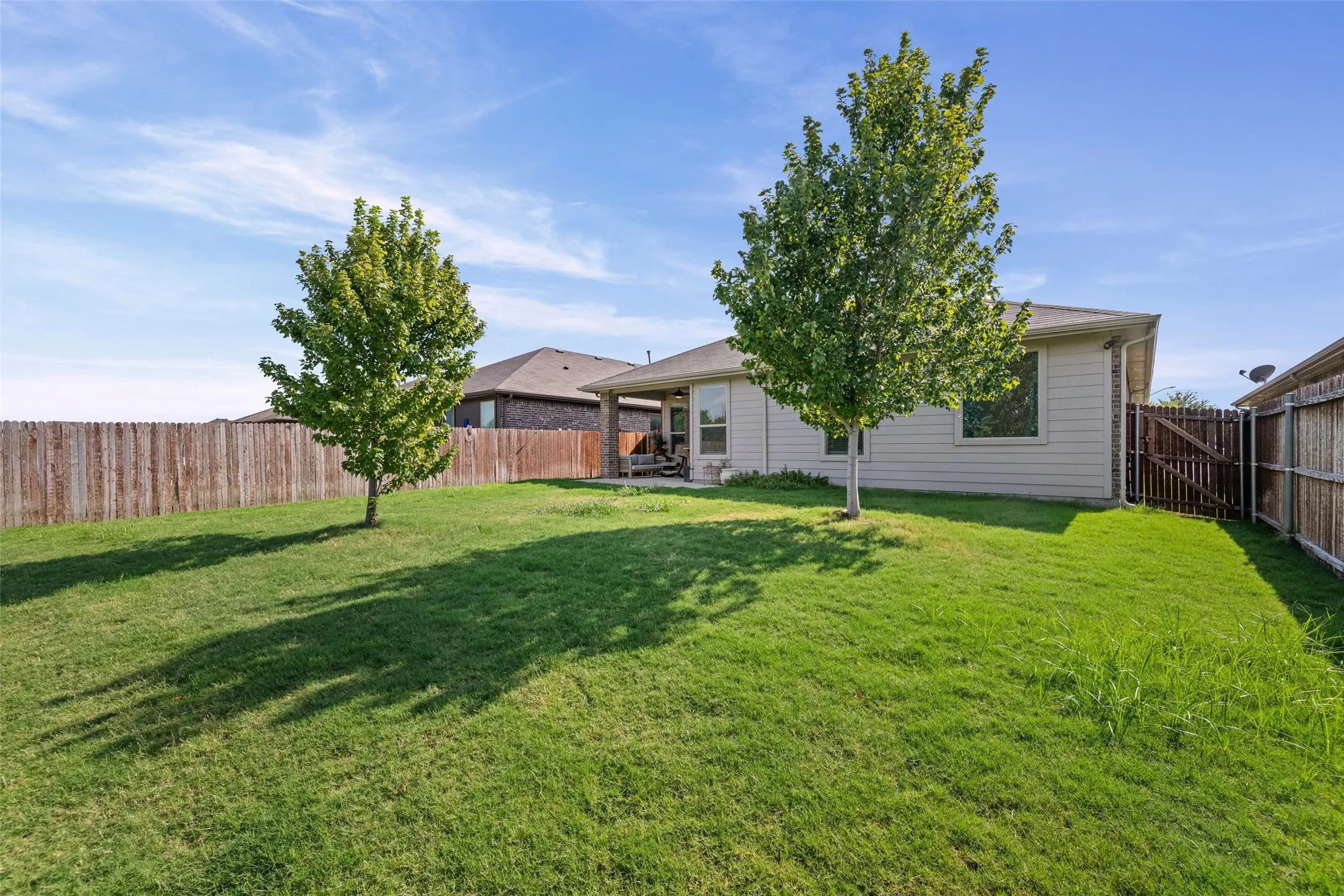 Single Family Residence For Rent in Denton County , 15852 Back Nine Road, Fort Worth, Texas 76177, 4 Bedroom, 2 Bathroom, 2 Garage spaces, 1,788 Sqft, built in 2018, mls#21372620, Real Estate Agent in Fort Worth, Homes For Rent in Denton county, Homes For Rent in Fort Worth, Realtor in Fort Worth Texas, Real Estate Brokerage Independent Realty Texas, Luminita Cordes Realtor