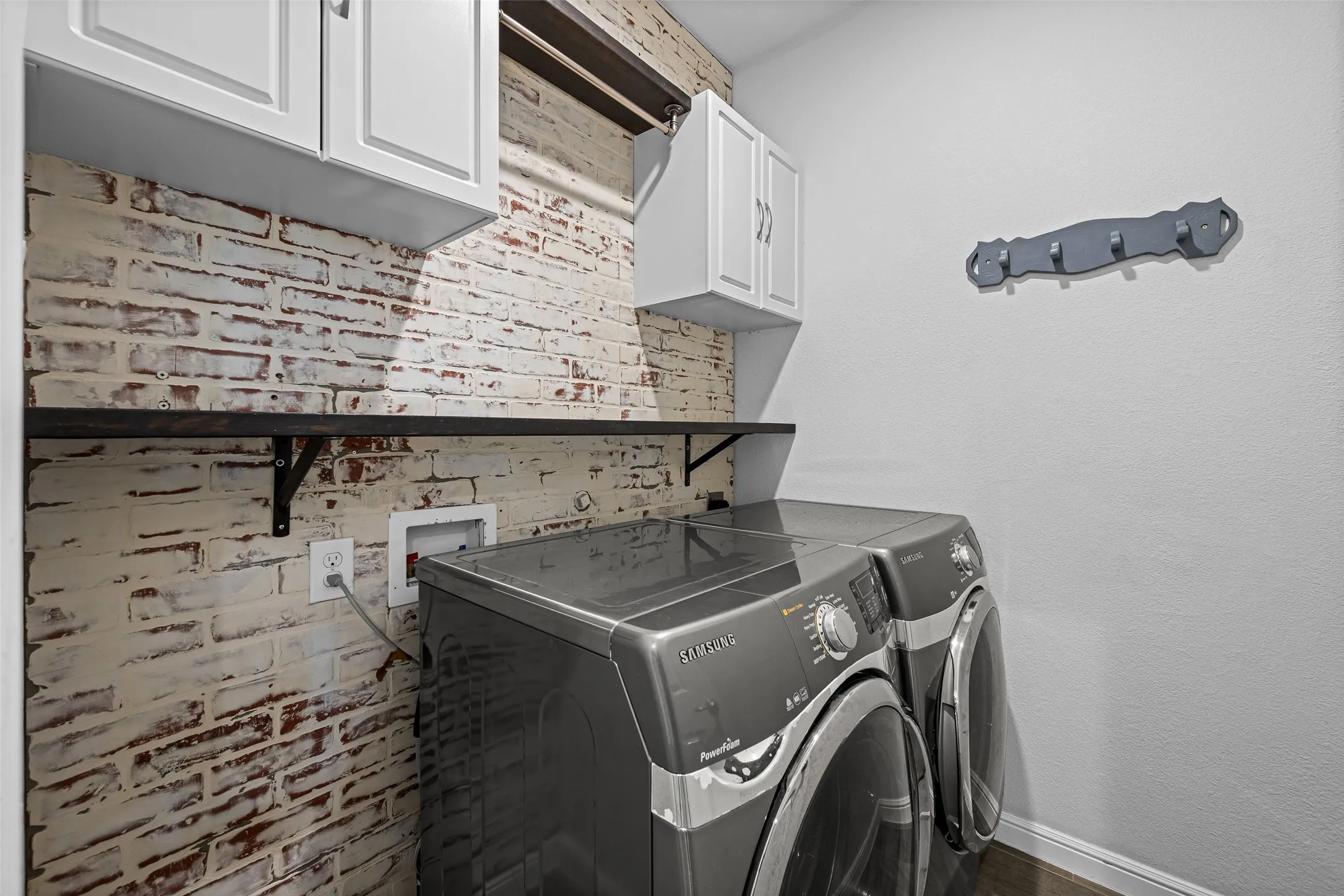 Single Family Residence For Rent in Denton County , 15852 Back Nine Road, Fort Worth, Texas 76177, 4 Bedroom, 2 Bathroom, 2 Garage spaces, 1,788 Sqft, built in 2018, mls#21372620, Real Estate Agent in Fort Worth, Homes For Rent in Denton county, Homes For Rent in Fort Worth, Realtor in Fort Worth Texas, Real Estate Brokerage Independent Realty Texas, Luminita Cordes Realtor