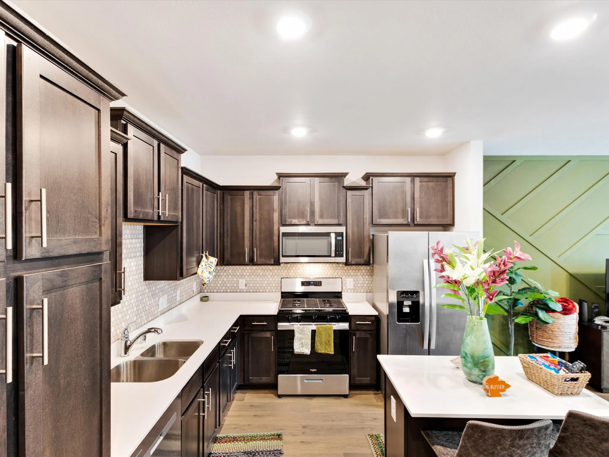 Townhouse For Sale in Dallas County , 1913 Buffalo Hill Drive, Mesquite, Texas 75149, 3 Bedroom, 3 Bathroom, 2 Garage spaces, 1,409 Sqft, built in 2022, mls#21372700, Real Estate Agent in Mesquite, Homes For Sale in Dallas county, Homes For Sale in Mesquite, Realtor in Mesquite Texas, Real Estate Brokerage Independent Realty Texas, Luminita Cordes Realtor