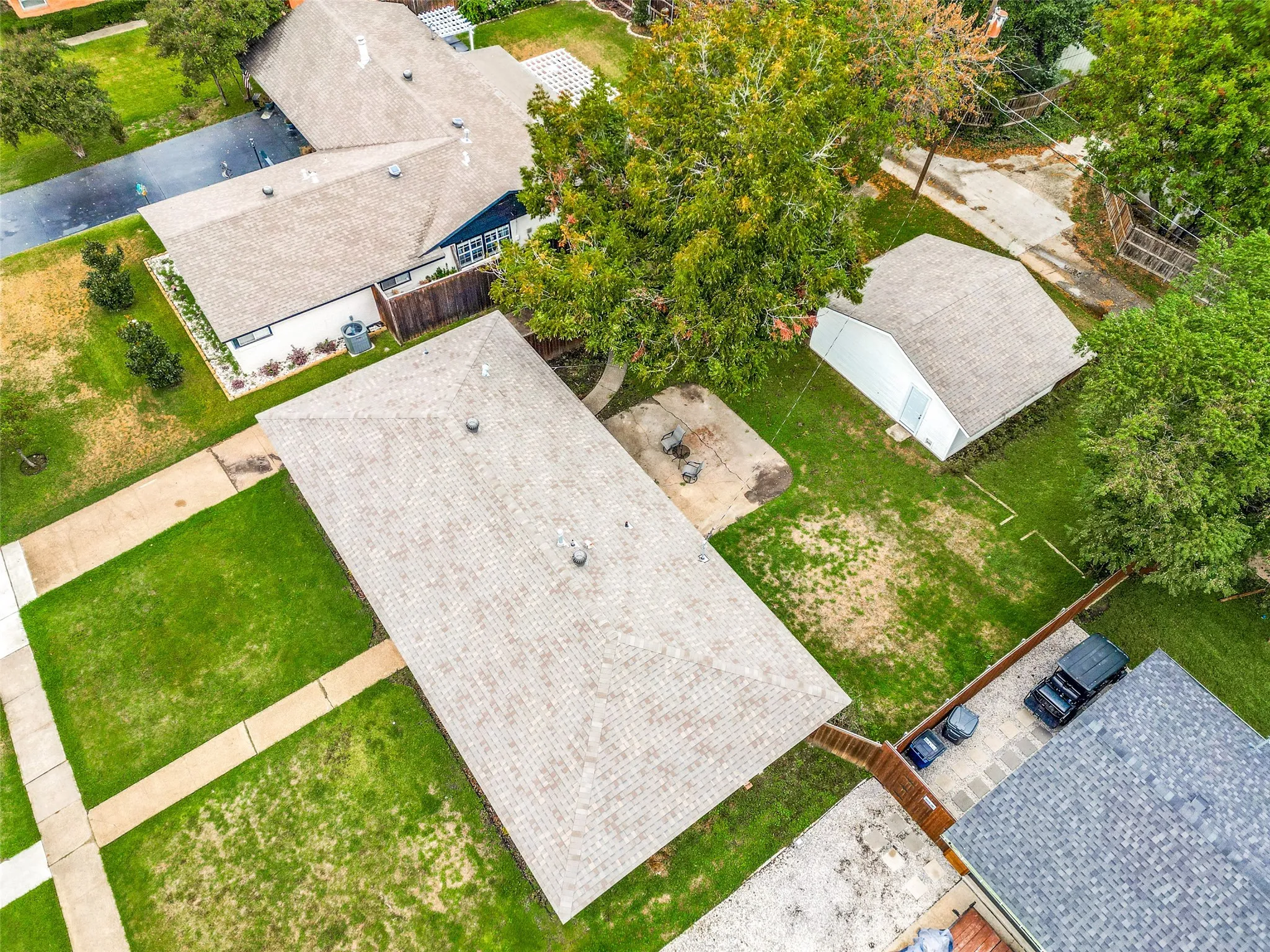 Single Family Residence For Rent in Dallas County , 3517 Woodleigh Drive, Dallas, Texas 75229, 3 Bedroom, 2 Bathroom, 2 Garage spaces, 1,569 Sqft, built in 1956, mls#21372697, Real Estate Agent in Dallas, Homes For Rent in Dallas county, Homes For Rent in Dallas, Realtor in Dallas Texas, Real Estate Brokerage Independent Realty Texas, Luminita Cordes Realtor