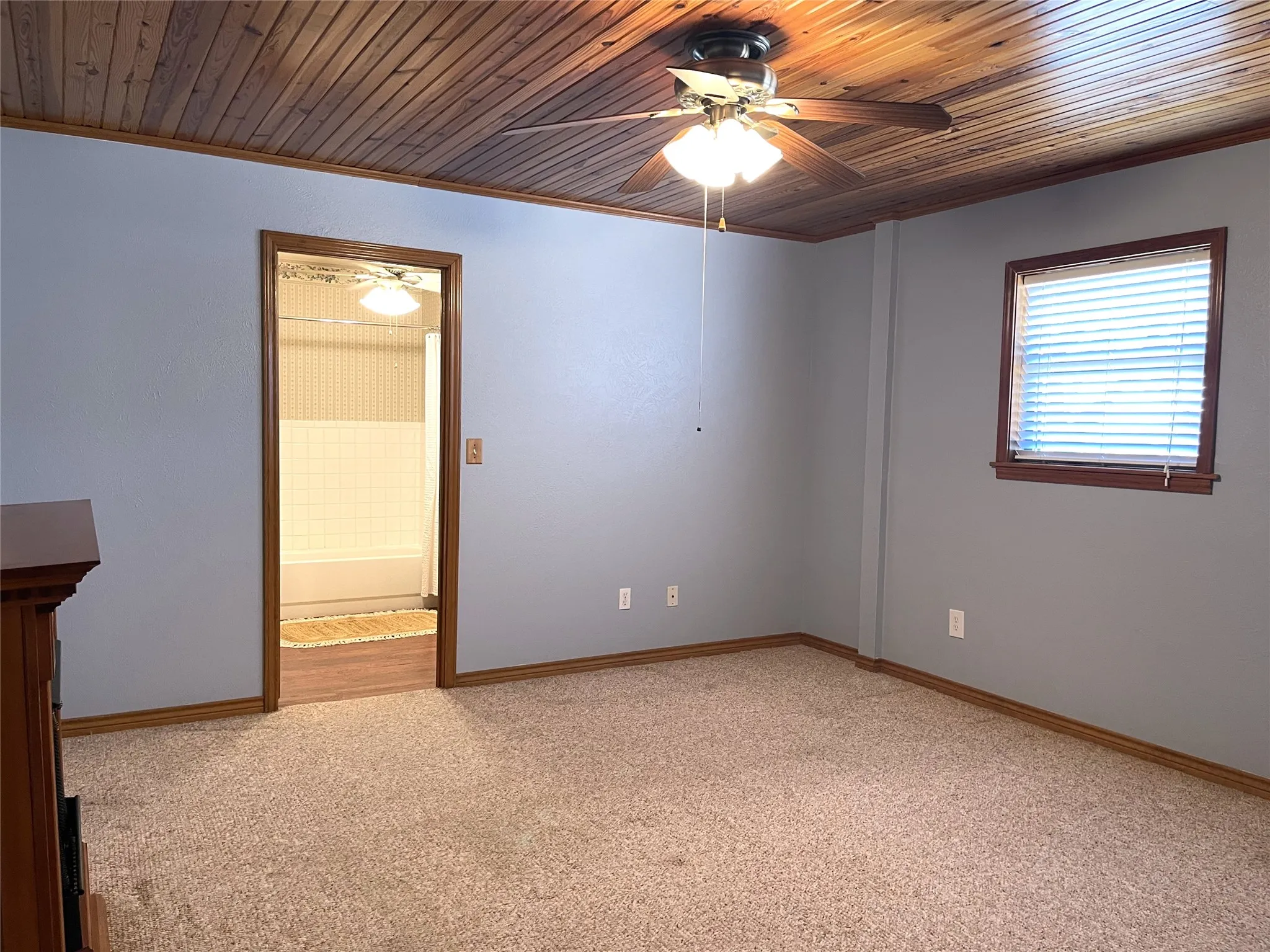 Single Family Residence For Sale in Freestone County , 923 Fm 80 S, Teague, Texas 75860, 2 Bedroom, 2 Bathroom, Garage spaces, 1,491 Sqft, built in 1985, mls#21371099, Real Estate Agent in Teague, Homes For Sale in Freestone county, Homes For Sale in Teague, Realtor in Teague Texas, Real Estate Brokerage Independent Realty Texas, Luminita Cordes Realtor