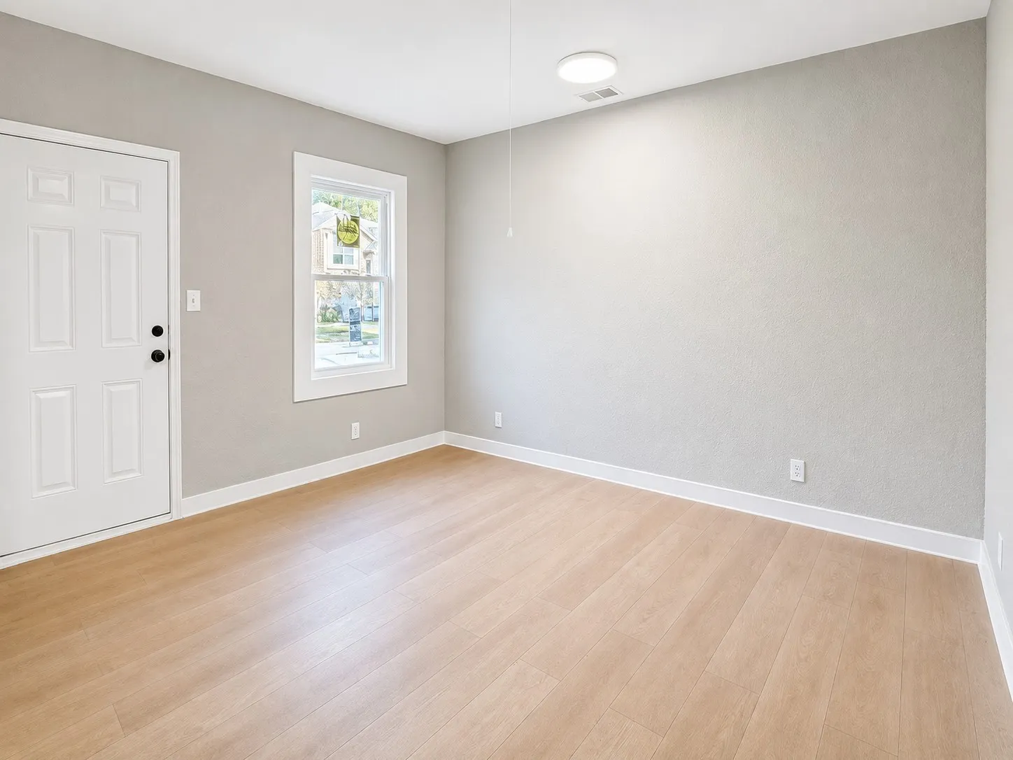 Apartment For Sale in Collin County , 1607 M Avenue, Plano, Texas 75074, 5 Bedroom, 5 Bathroom, Garage spaces, 0 Sqft, built in 1946, mls#21372706, Real Estate Agent in Plano, Homes For Sale in Collin county, Homes For Sale in Plano, Realtor in Plano Texas, Real Estate Brokerage Independent Realty Texas, Luminita Cordes Realtor