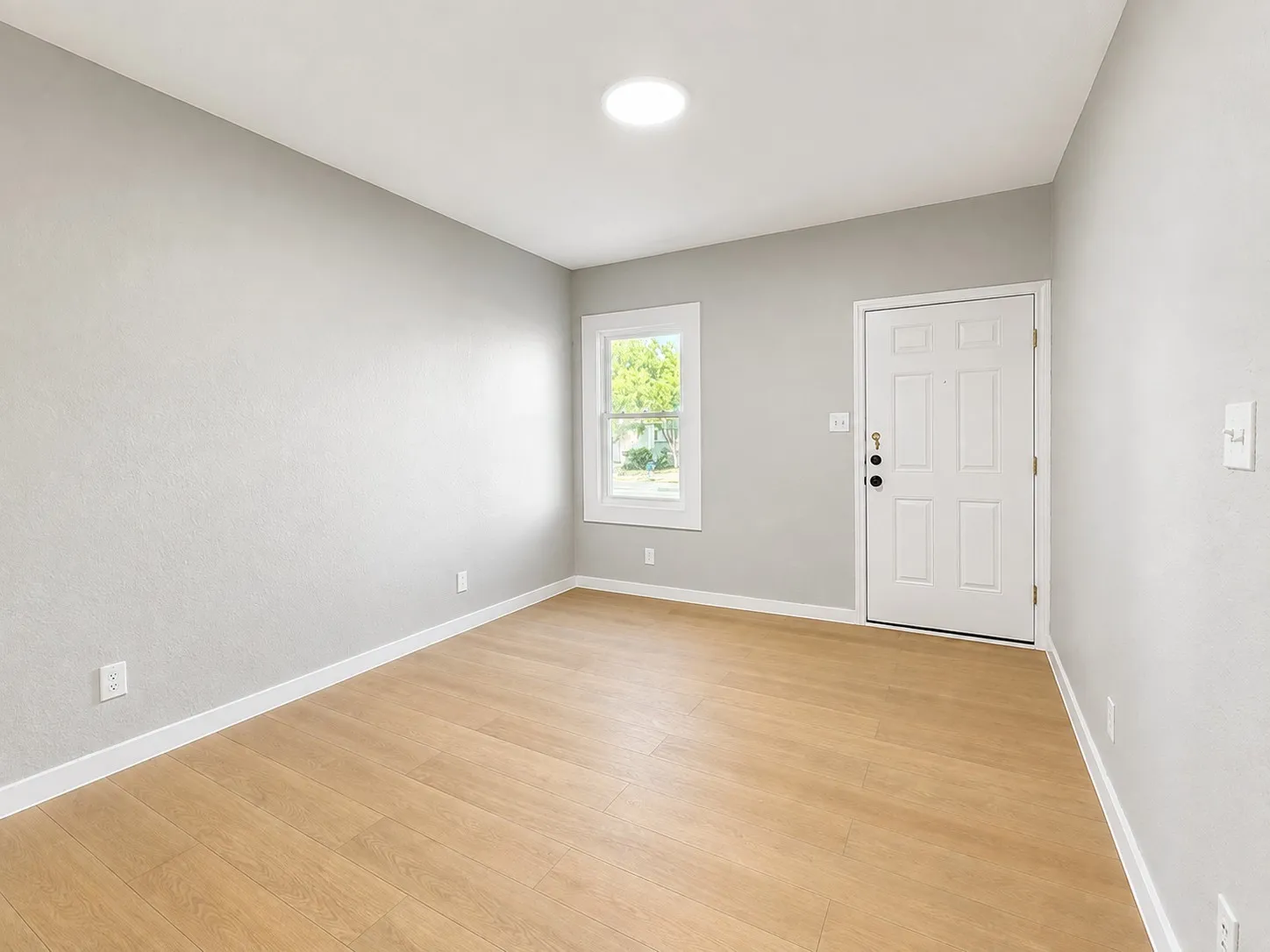 Apartment For Sale in Collin County , 1607 M Avenue, Plano, Texas 75074, 5 Bedroom, 5 Bathroom, Garage spaces, 0 Sqft, built in 1946, mls#21372706, Real Estate Agent in Plano, Homes For Sale in Collin county, Homes For Sale in Plano, Realtor in Plano Texas, Real Estate Brokerage Independent Realty Texas, Luminita Cordes Realtor