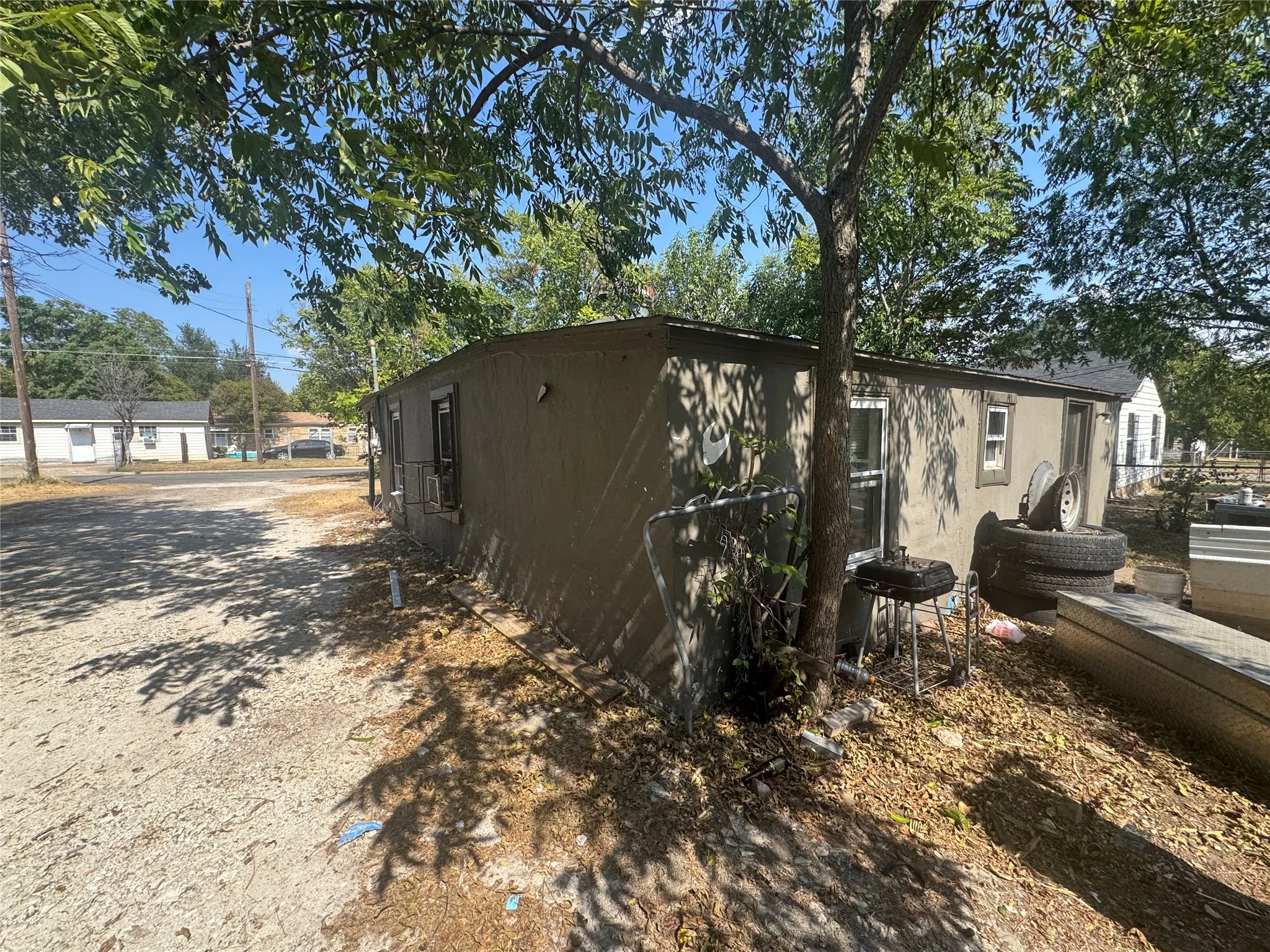 Single Family Residence For Sale in Mc Lennan County , 3106 N 15th A Street, Waco, Texas 76708, 2 Bedroom, 1 Bathroom, Garage spaces, 632 Sqft, built in 1948, mls#21372709, Real Estate Agent in Waco, Homes For Sale in Mc Lennan county, Homes For Sale in Waco, Realtor in Waco Texas, Real Estate Brokerage Independent Realty Texas, Luminita Cordes Realtor