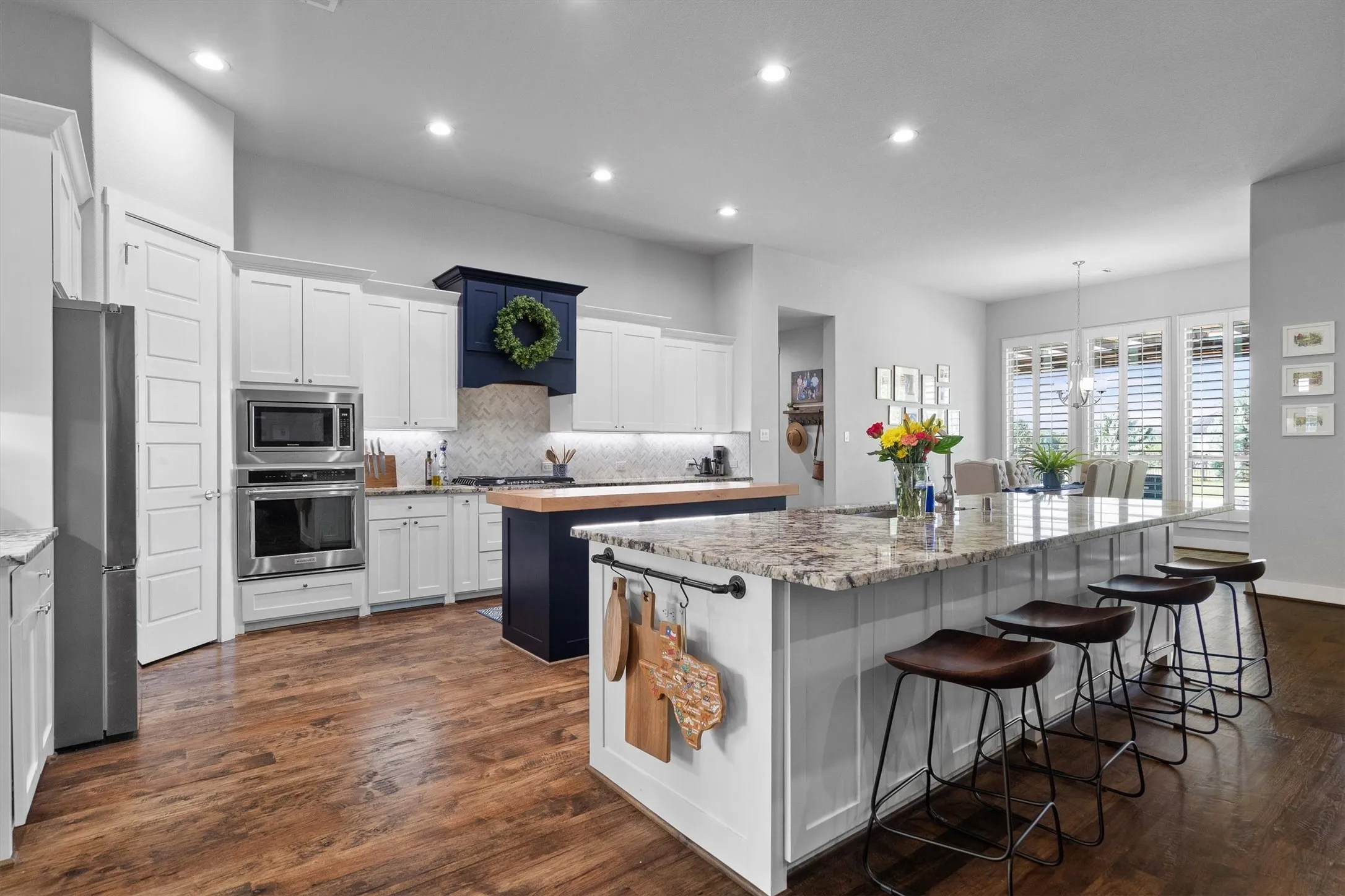 Single Family Residence For Sale in Collin County , 4674 Serenity Trail, Mc Kinney, Texas 75071, 4 Bedroom, 3 Bathroom, 3 Garage spaces, 3,560 Sqft, built in 2016, mls#21372674, Real Estate Agent in Mc Kinney, Homes For Sale in Collin county, Homes For Sale in Mc Kinney, Realtor in Mc Kinney Texas, Real Estate Brokerage Independent Realty Texas, Luminita Cordes Realtor