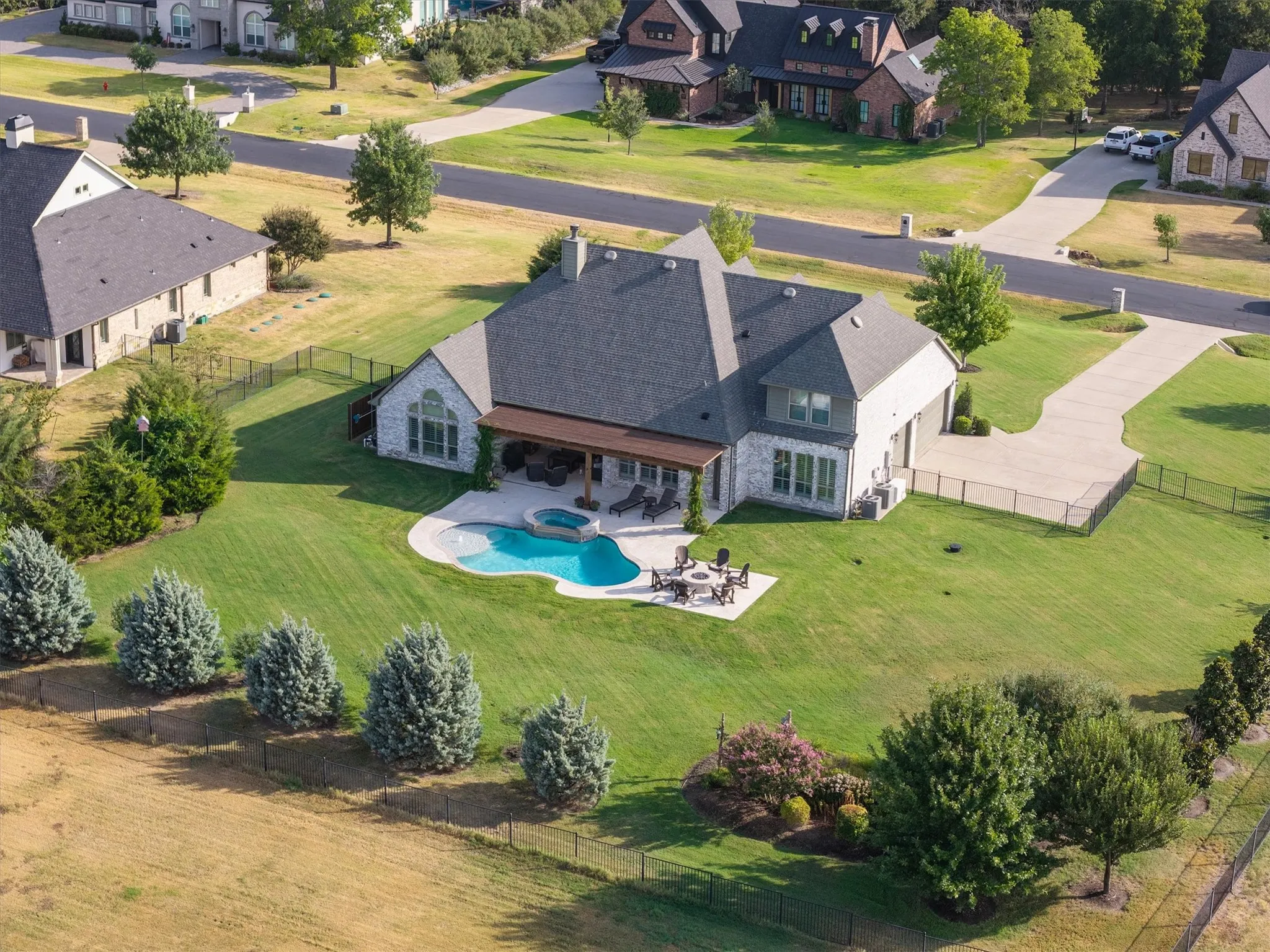 Single Family Residence For Sale in Collin County , 4674 Serenity Trail, Mc Kinney, Texas 75071, 4 Bedroom, 3 Bathroom, 3 Garage spaces, 3,560 Sqft, built in 2016, mls#21372674, Real Estate Agent in Mc Kinney, Homes For Sale in Collin county, Homes For Sale in Mc Kinney, Realtor in Mc Kinney Texas, Real Estate Brokerage Independent Realty Texas, Luminita Cordes Realtor