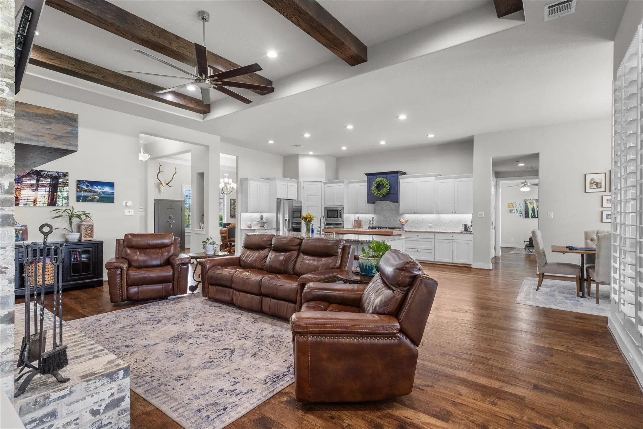 Single Family Residence For Sale in Collin County , 4674 Serenity Trail, Mc Kinney, Texas 75071, 4 Bedroom, 3 Bathroom, 3 Garage spaces, 3,560 Sqft, built in 2016, mls#21372674, Real Estate Agent in Mc Kinney, Homes For Sale in Collin county, Homes For Sale in Mc Kinney, Realtor in Mc Kinney Texas, Real Estate Brokerage Independent Realty Texas, Luminita Cordes Realtor