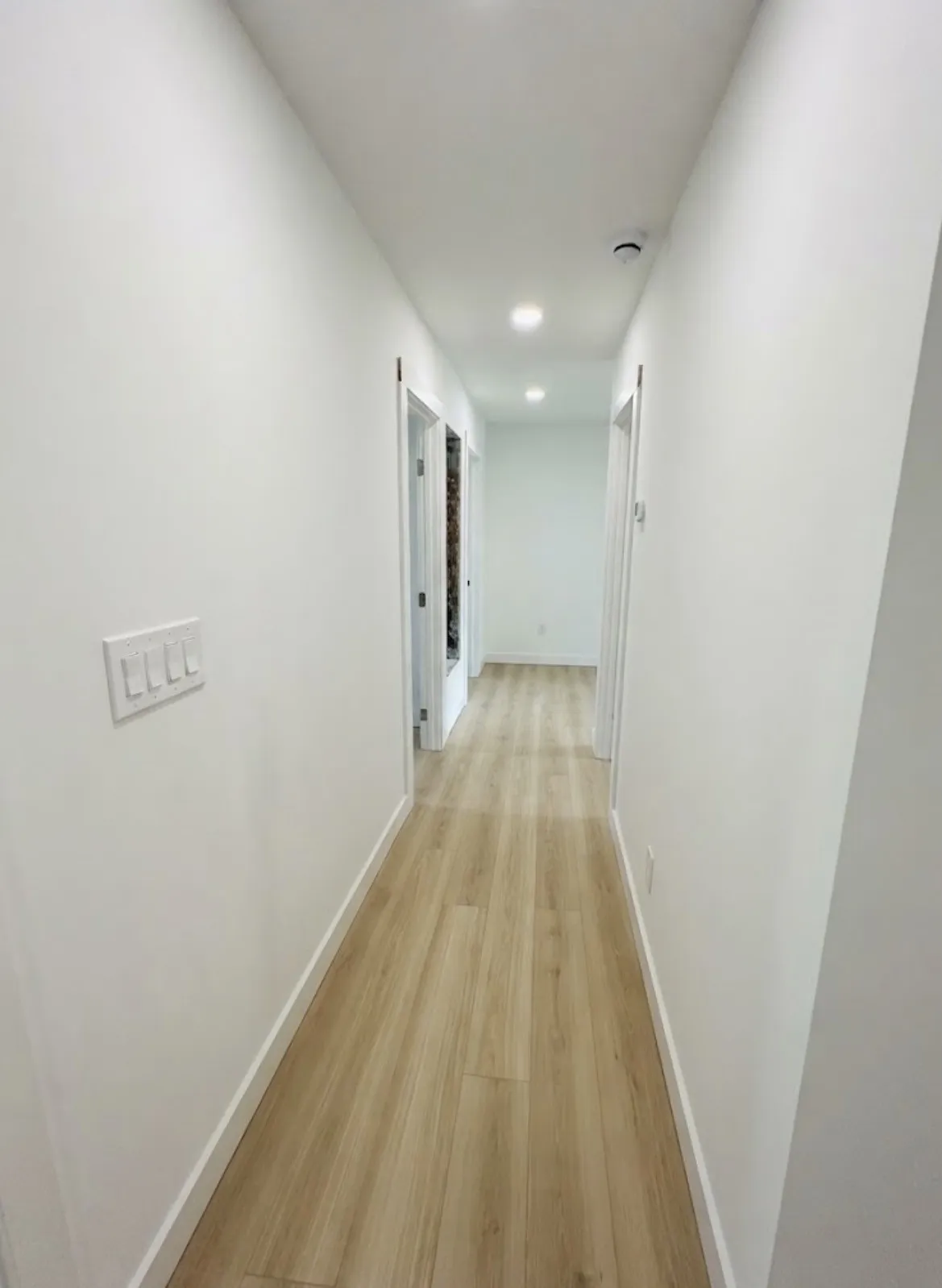 Single Family Residence For Sale in Dallas County , 2305 Lockhart Avenue, Dallas, Texas 75228, 4 Bedroom, 3 Bathroom, Garage spaces, 1,650 Sqft, built in 1954, mls#21372711, Real Estate Agent in Dallas, Homes For Sale in Dallas county, Homes For Sale in Dallas, Realtor in Dallas Texas, Real Estate Brokerage Independent Realty Texas, Luminita Cordes Realtor