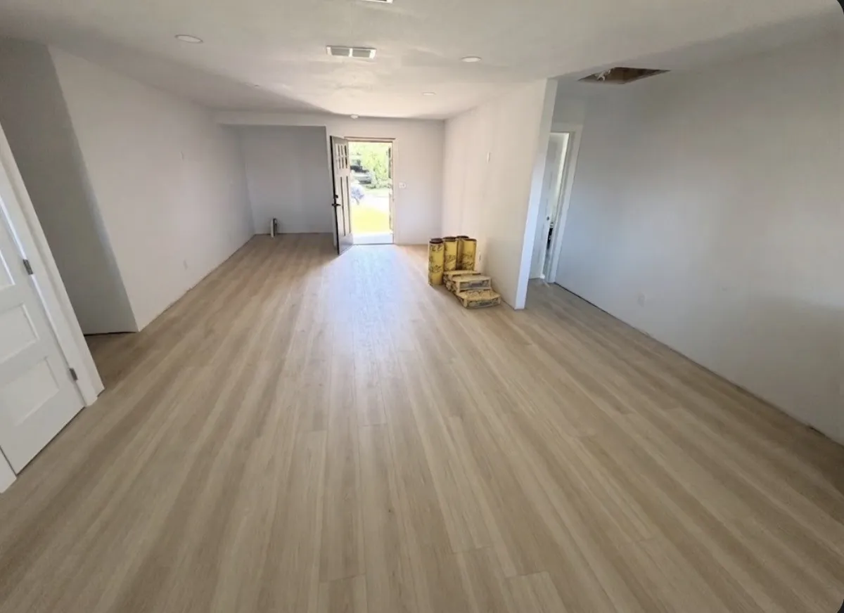 Single Family Residence For Sale in Dallas County , 2305 Lockhart Avenue, Dallas, Texas 75228, 4 Bedroom, 3 Bathroom, Garage spaces, 1,650 Sqft, built in 1954, mls#21372711, Real Estate Agent in Dallas, Homes For Sale in Dallas county, Homes For Sale in Dallas, Realtor in Dallas Texas, Real Estate Brokerage Independent Realty Texas, Luminita Cordes Realtor