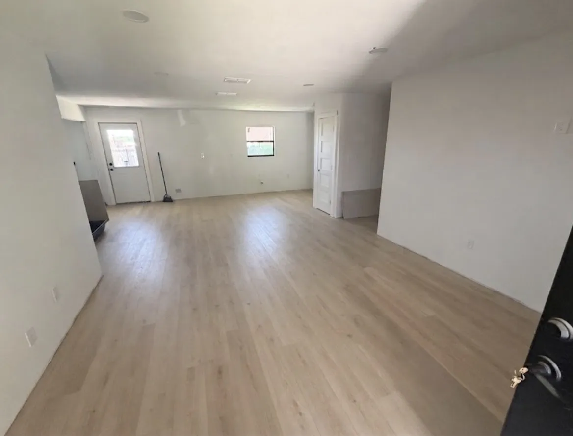 Single Family Residence For Sale in Dallas County , 2305 Lockhart Avenue, Dallas, Texas 75228, 4 Bedroom, 3 Bathroom, Garage spaces, 1,650 Sqft, built in 1954, mls#21372711, Real Estate Agent in Dallas, Homes For Sale in Dallas county, Homes For Sale in Dallas, Realtor in Dallas Texas, Real Estate Brokerage Independent Realty Texas, Luminita Cordes Realtor