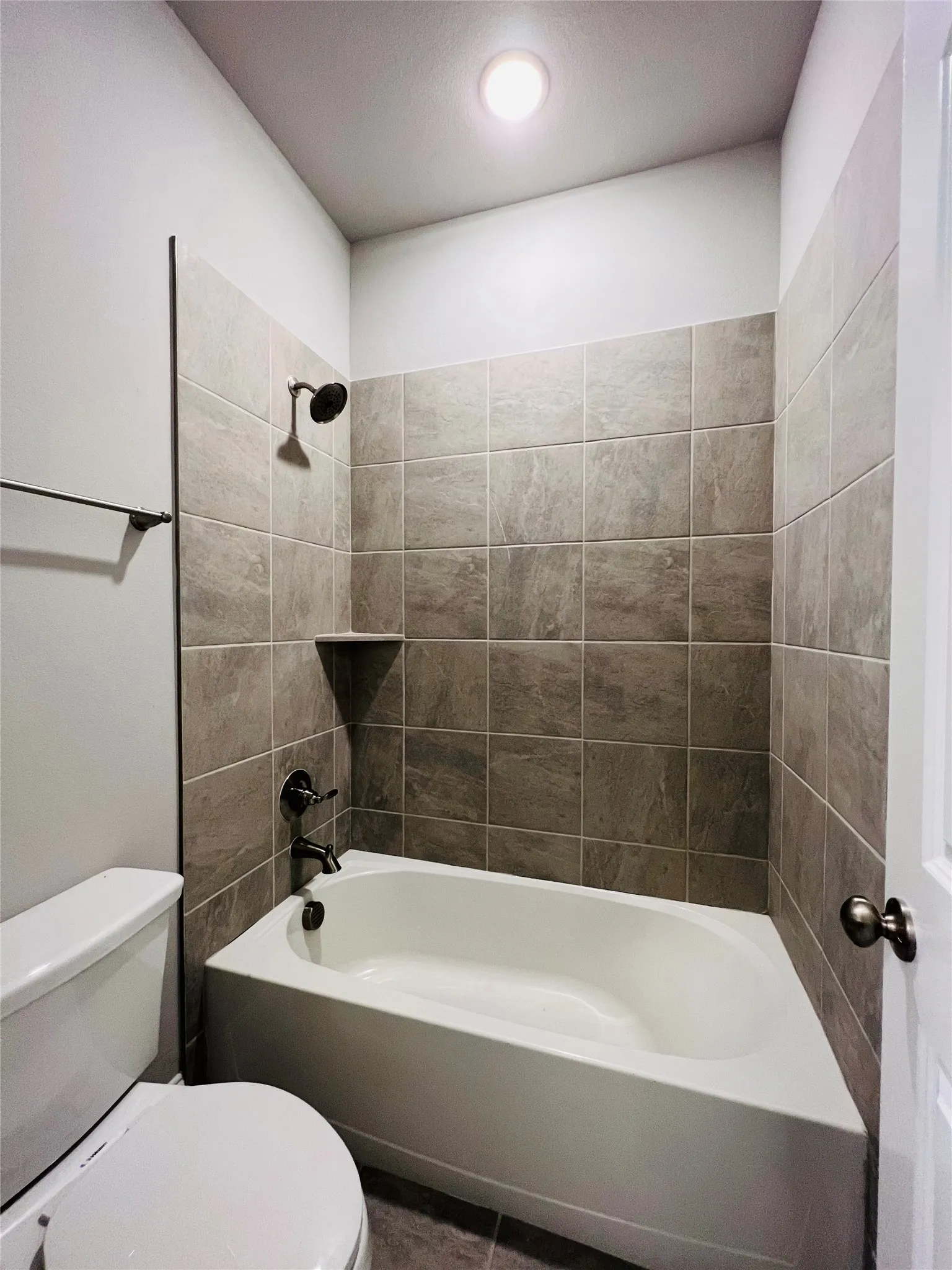 Single Family Residence For Rent in Collin County , 4003 Cottontail Drive, Melissa, Texas 75454, 3 Bedroom, 2 Bathroom, 2 Garage spaces, 1,682 Sqft, built in 2022, mls#21372712, Real Estate Agent in Melissa, Homes For Rent in Collin county, Homes For Rent in Melissa, Realtor in Melissa Texas, Real Estate Brokerage Independent Realty Texas, Luminita Cordes Realtor
