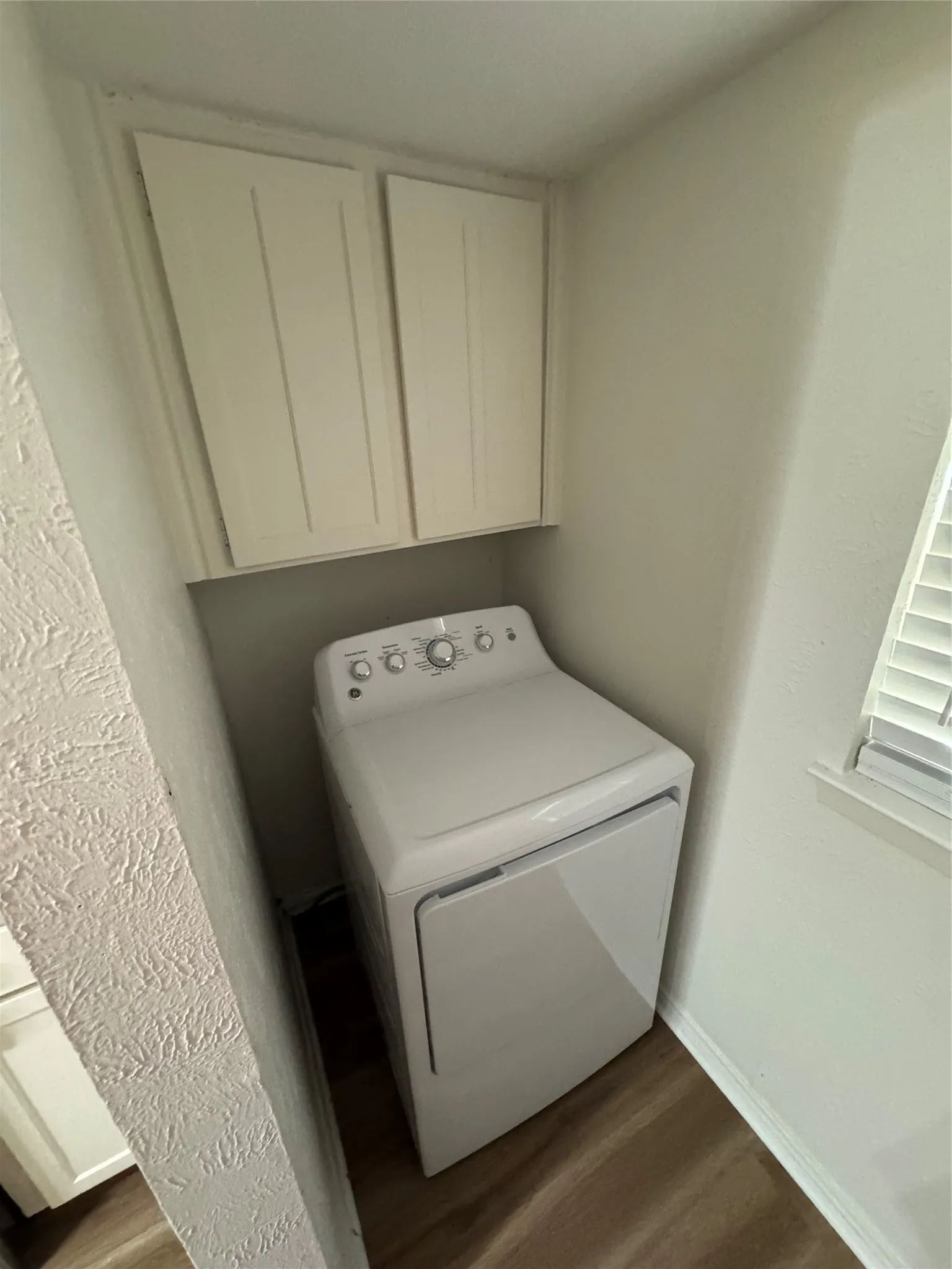 Single Family Residence For Rent in Tarrant County , 237 Volunteer Drive, Arlington, Texas 76014, 3 Bedroom, 2 Bathroom, 2 Garage spaces, 1,308 Sqft, built in 1977, mls#21372708, Real Estate Agent in Arlington, Homes For Rent in Tarrant county, Homes For Rent in Arlington, Realtor in Arlington Texas, Real Estate Brokerage Independent Realty Texas, Luminita Cordes Realtor