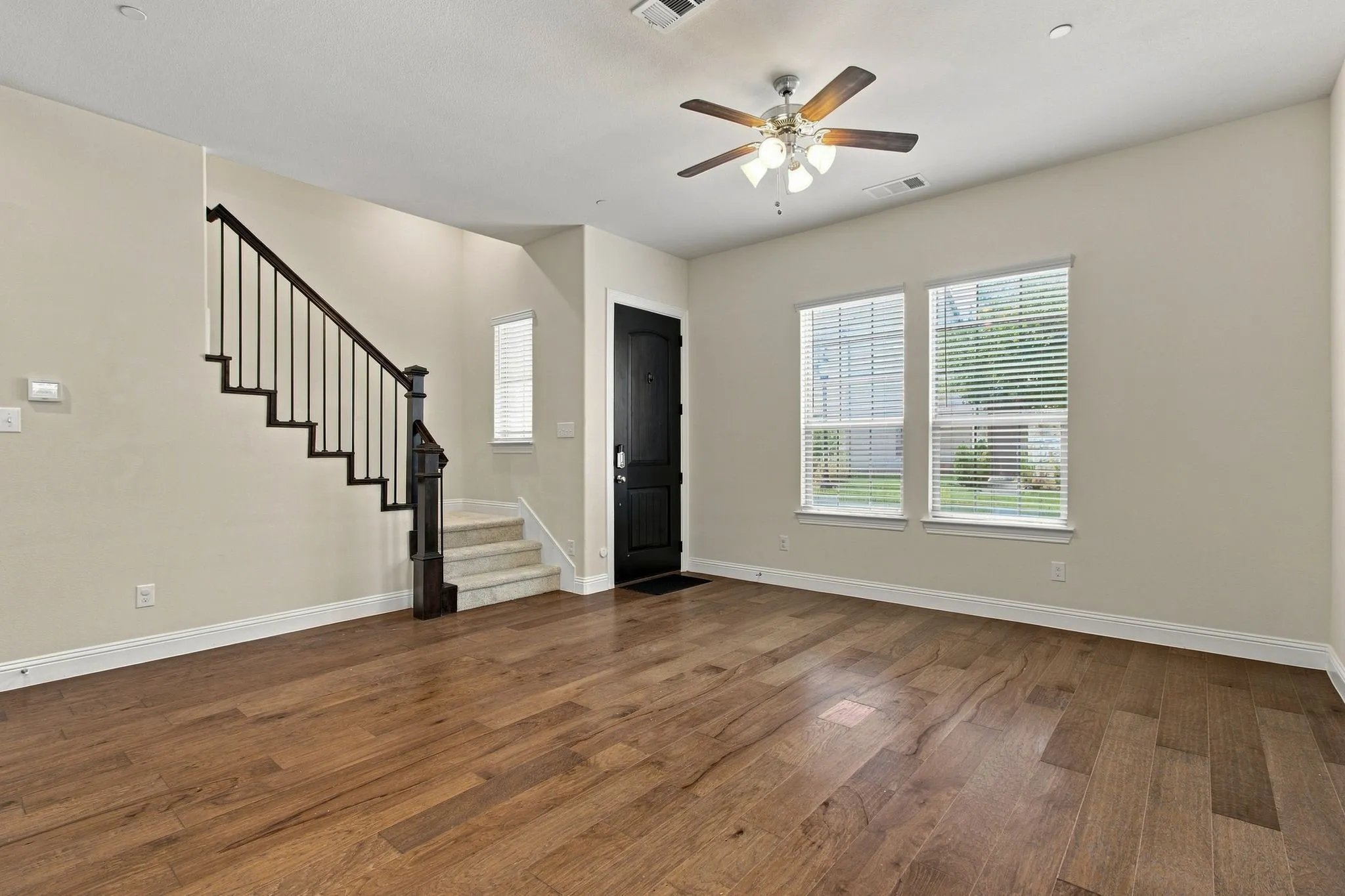 Townhouse For Sale in Denton County , 303 Ferndale Street, Lewisville, Texas 75056, 4 Bedroom, 4 Bathroom, 2 Garage spaces, 1,945 Sqft, built in 2018, mls#21372716, Real Estate Agent in Lewisville, Homes For Sale in Denton county, Homes For Sale in Lewisville, Realtor in Lewisville Texas, Real Estate Brokerage Independent Realty Texas, Luminita Cordes Realtor