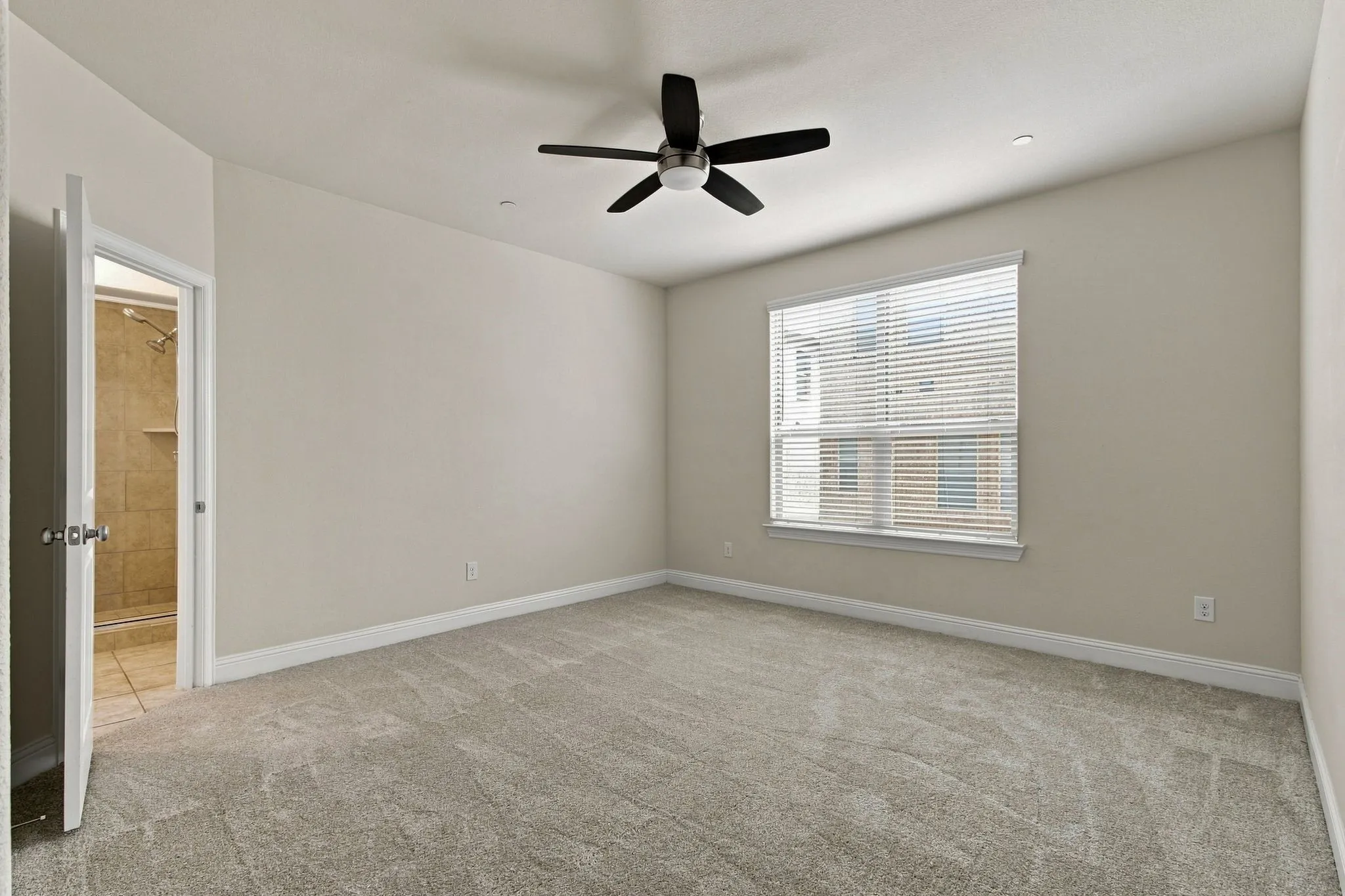 Townhouse For Sale in Denton County , 303 Ferndale Street, Lewisville, Texas 75056, 4 Bedroom, 4 Bathroom, 2 Garage spaces, 1,945 Sqft, built in 2018, mls#21372716, Real Estate Agent in Lewisville, Homes For Sale in Denton county, Homes For Sale in Lewisville, Realtor in Lewisville Texas, Real Estate Brokerage Independent Realty Texas, Luminita Cordes Realtor