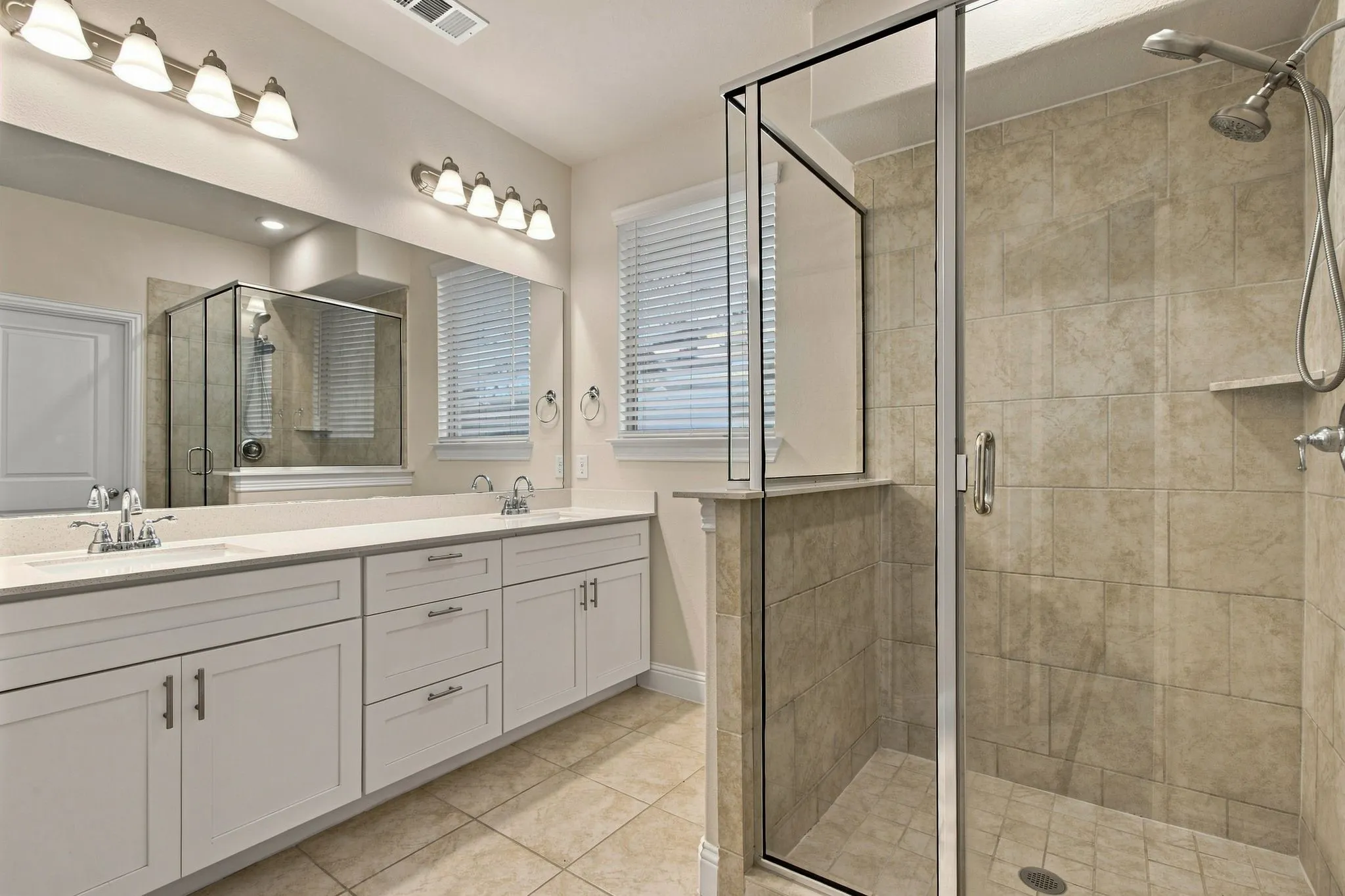Townhouse For Sale in Denton County , 303 Ferndale Street, Lewisville, Texas 75056, 4 Bedroom, 4 Bathroom, 2 Garage spaces, 1,945 Sqft, built in 2018, mls#21372716, Real Estate Agent in Lewisville, Homes For Sale in Denton county, Homes For Sale in Lewisville, Realtor in Lewisville Texas, Real Estate Brokerage Independent Realty Texas, Luminita Cordes Realtor